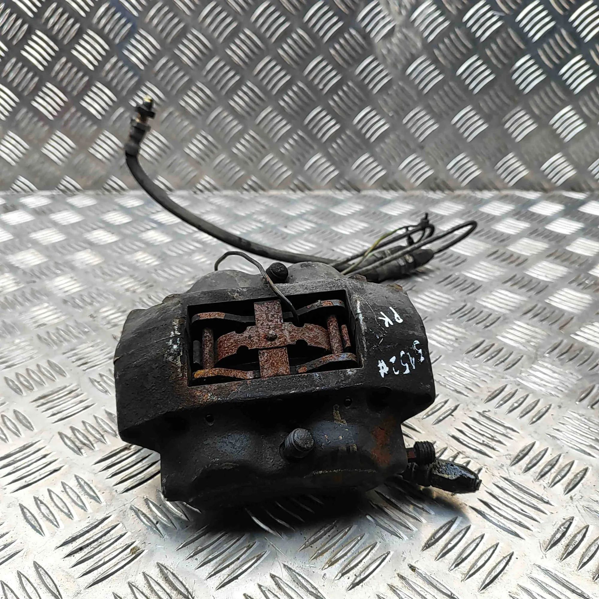 Maserati Biturbo (2, 4, Spyder, Karif) Front Left Brake Caliper Front left brake caliper — MASERATI 425 (1987-1...