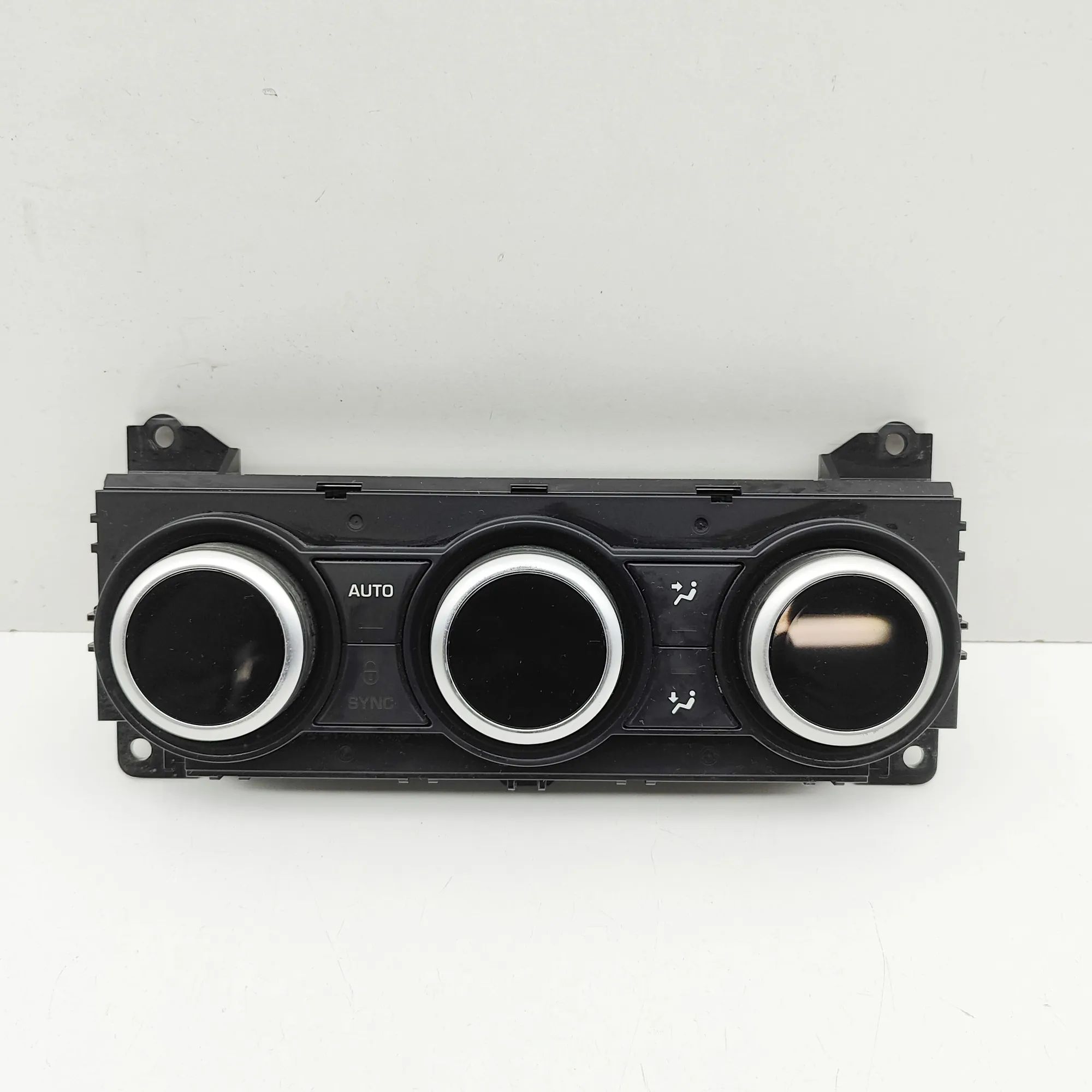 Land Rover Defender Climate control unit Climate control unit — LAND ROVER DEFENDER (Sta...