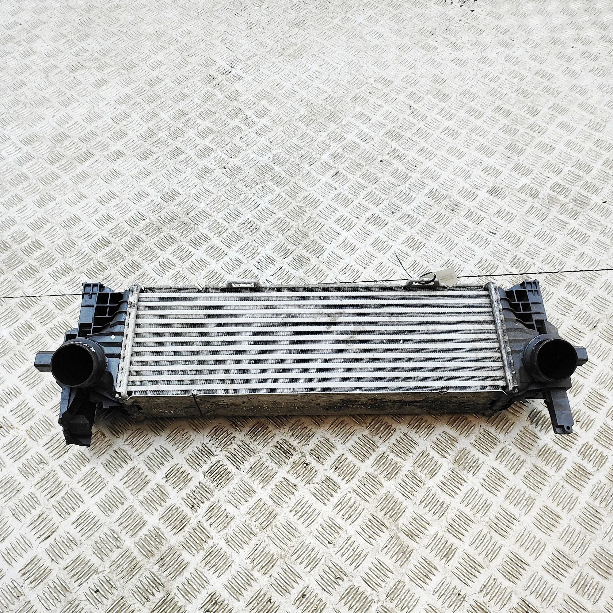 BMW X5 (G05) Intercooler radiator