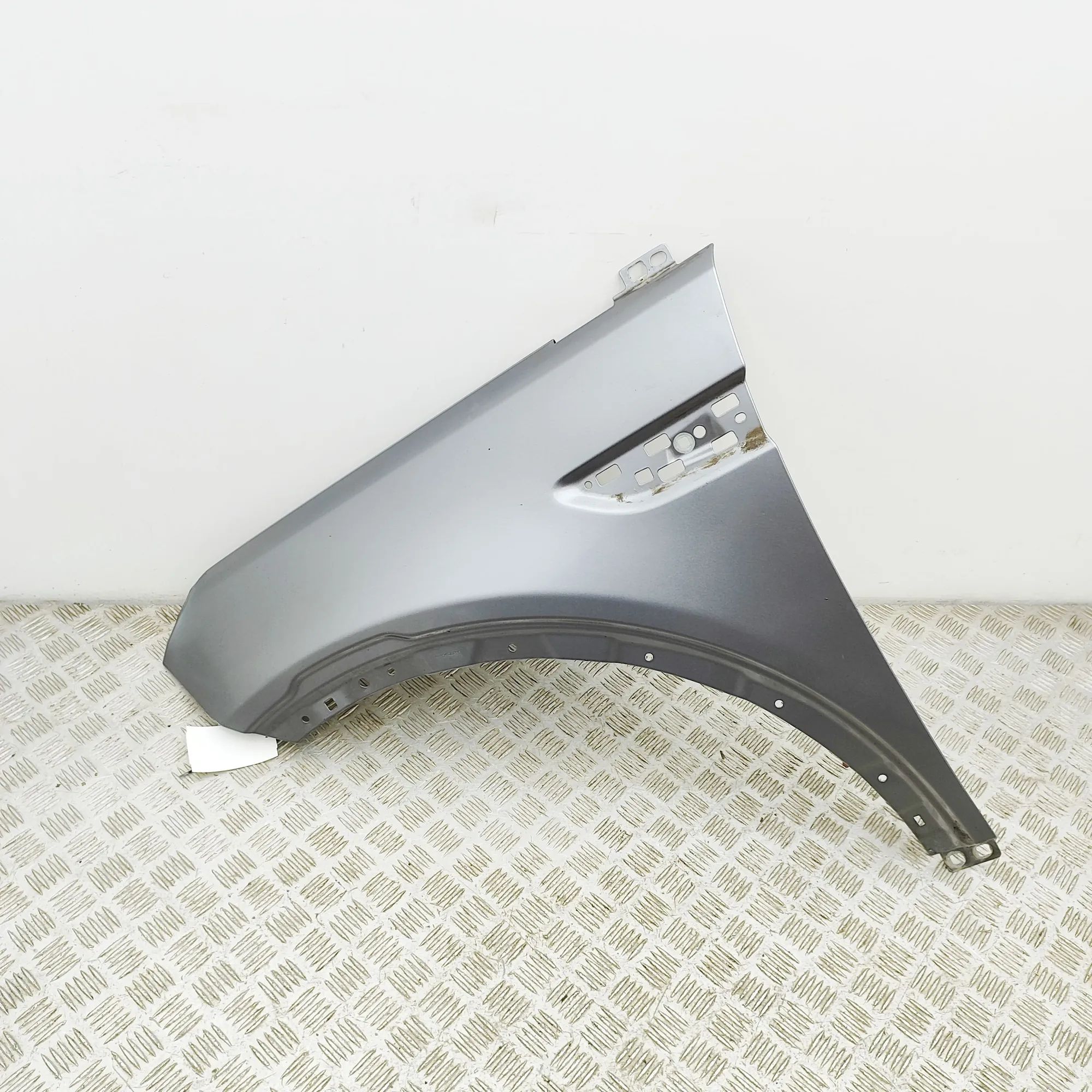 Land Rover Discovery Sport Front Left Fender Front Left Fender — LAND ROVER DISCOVERY SPORT ...