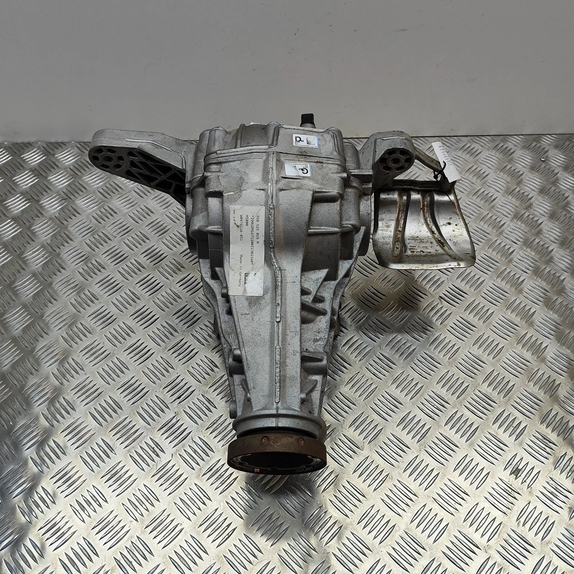 Porsche Macan rear differential Rear differential — PORSCHE MACAN (95B) (2014-2...