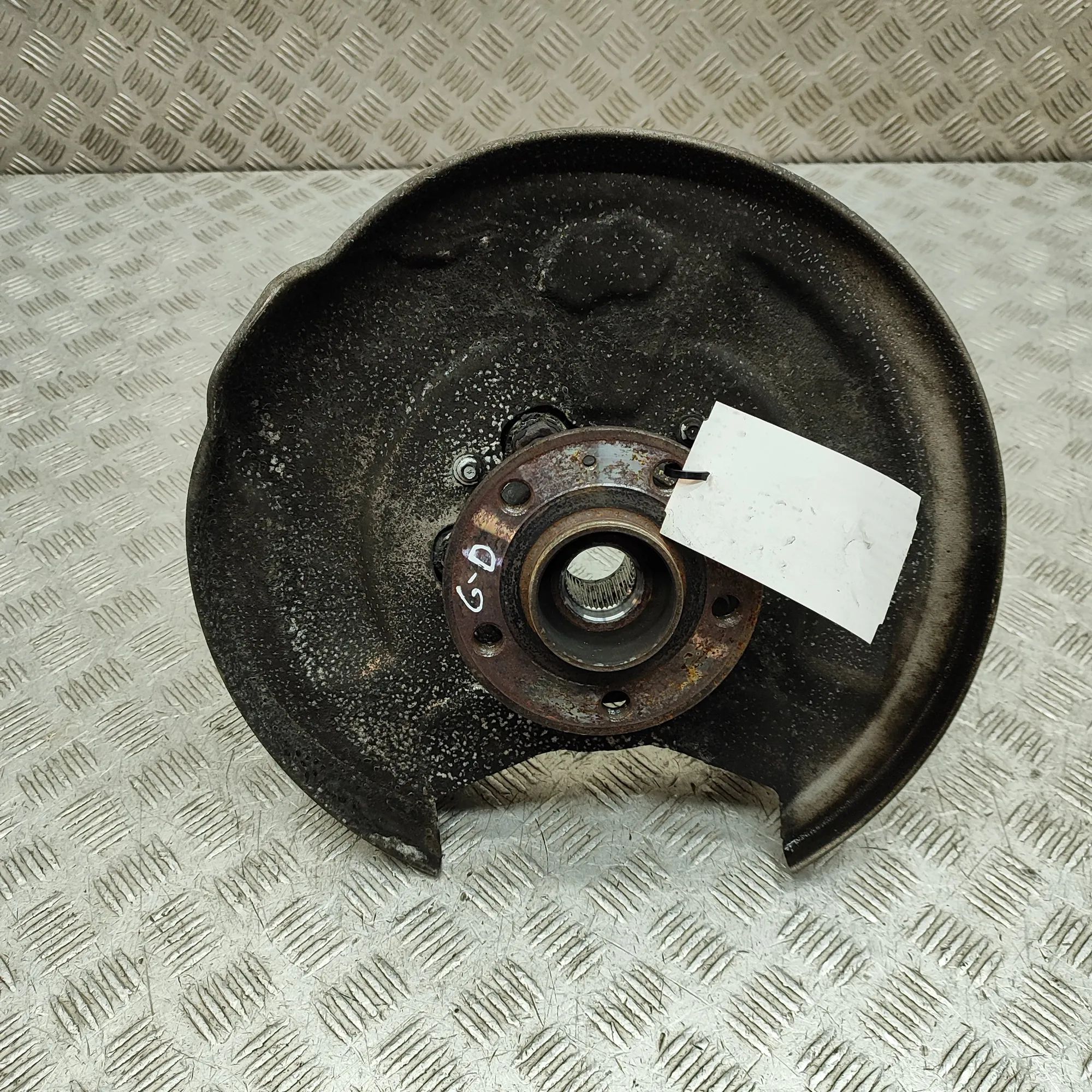 Volvo S60 Rear Right Wheel Hub Rear Right Wheel Hub — VOLVO V60 II / S60 III (...