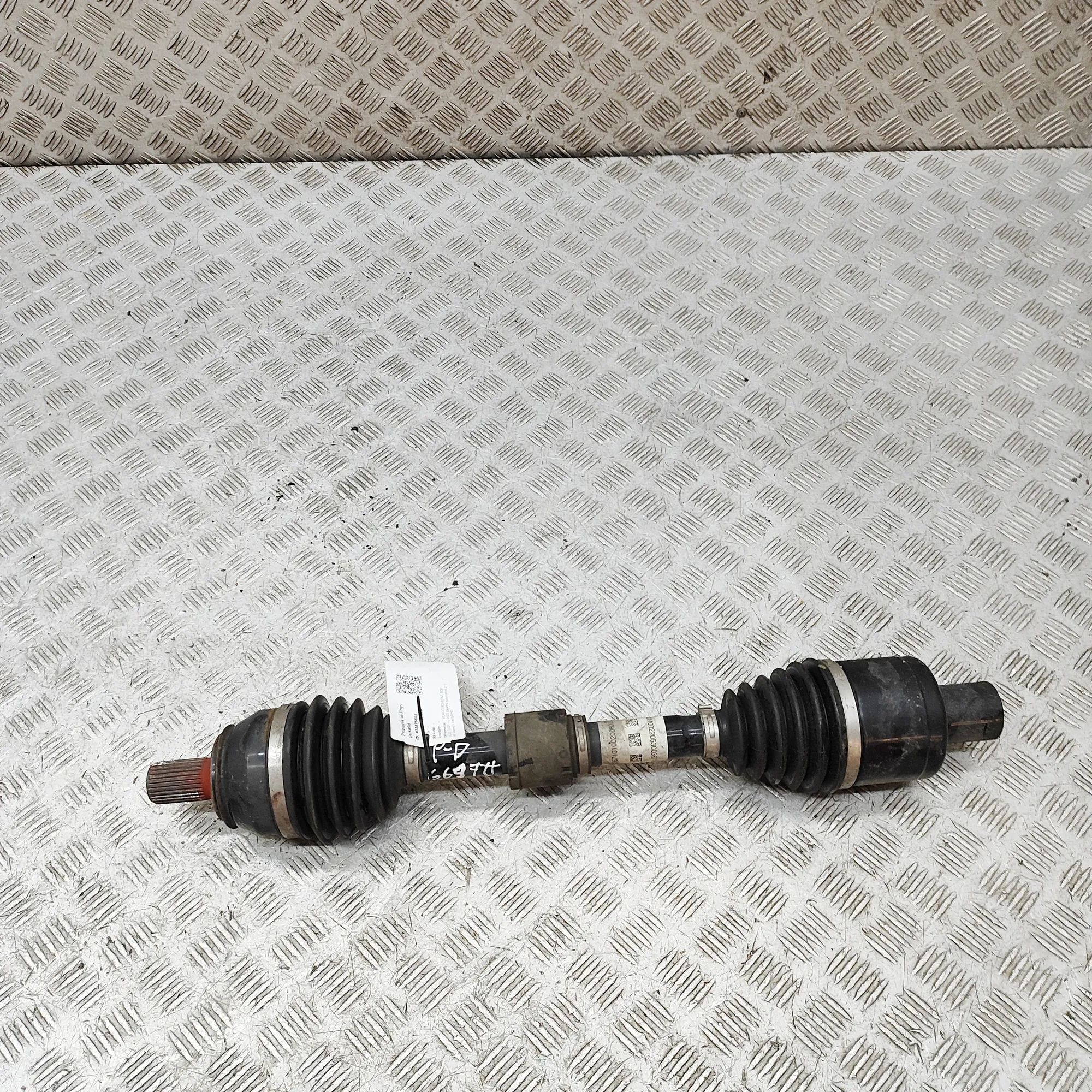 Mercedes-Benz GLB / EQB (X247) Front Right Driveshaft Front Right Driveshaft — MERCEDES BENZ EQB (X24...