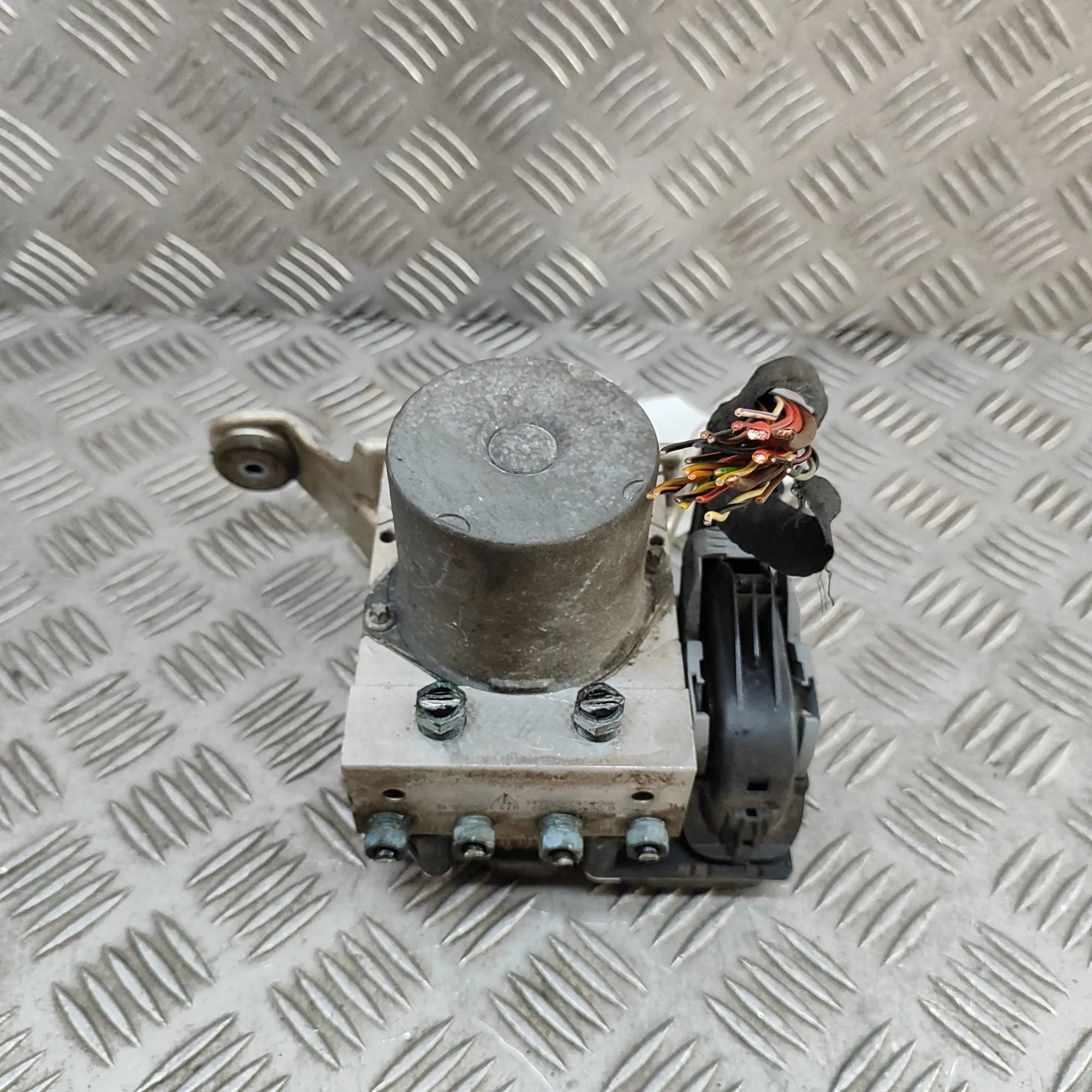 Porsche Panamera ABS hydraulic pump