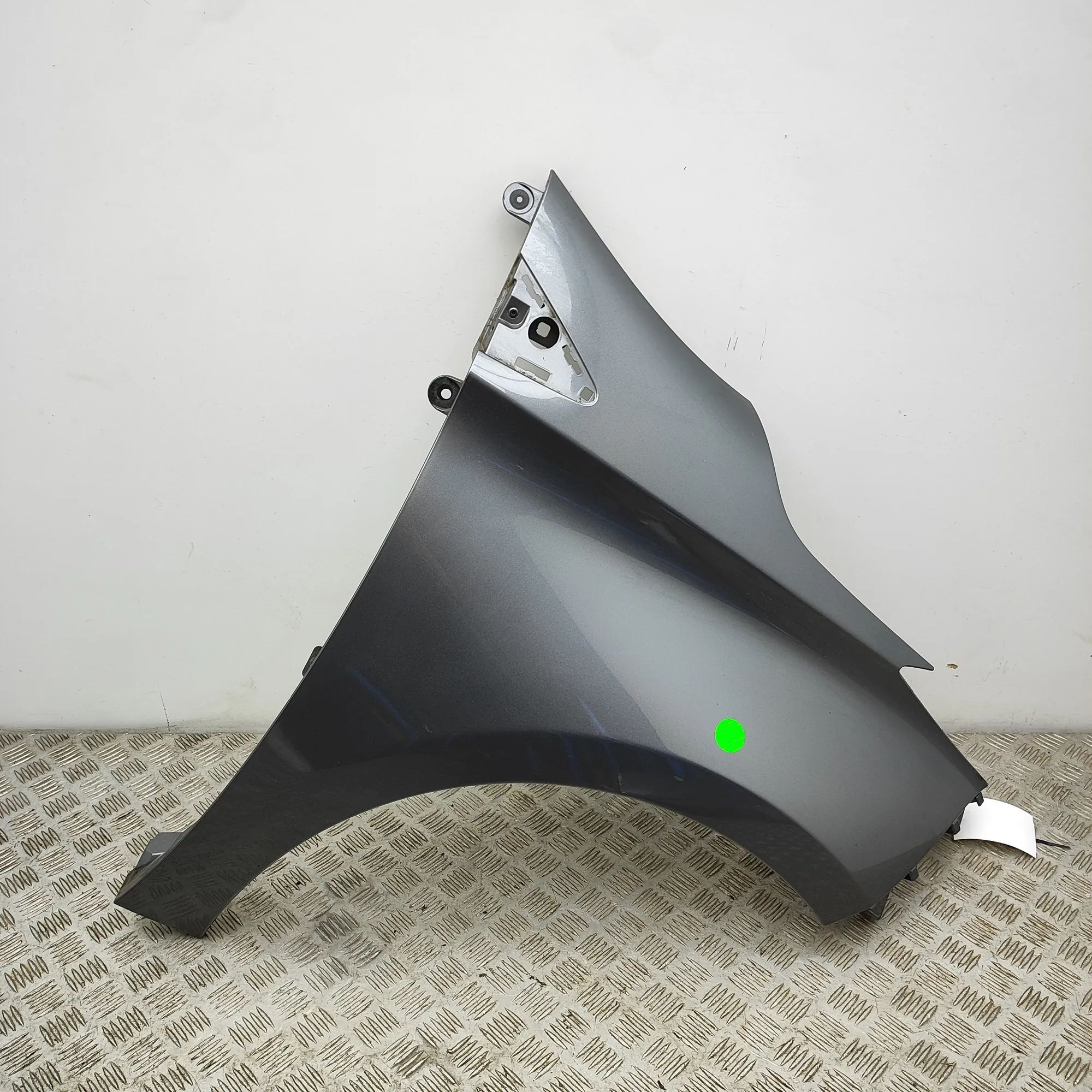 Renault Zoe Front Right Fender Front Right Fender — RENAULT ZOE (BFM) (2012-20...