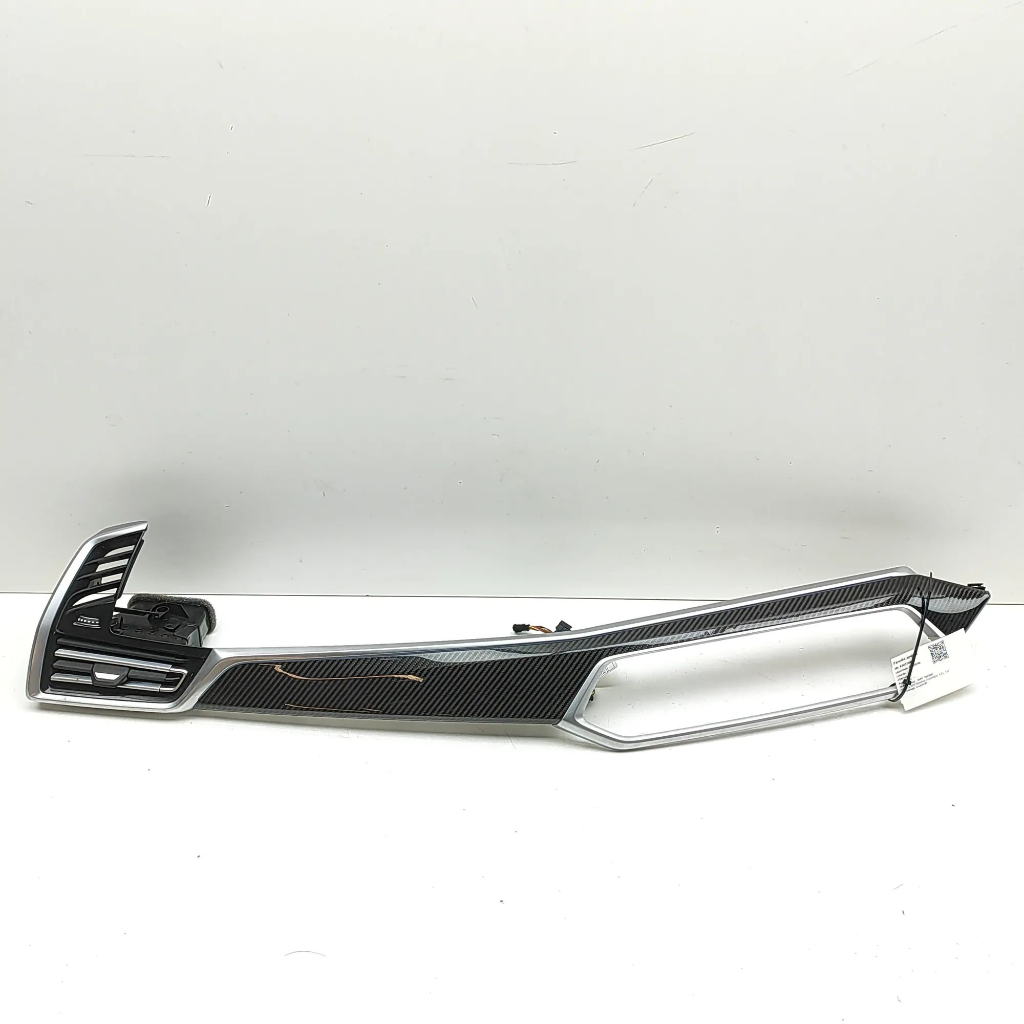 BMW X6 (G06) Dashboard Trim