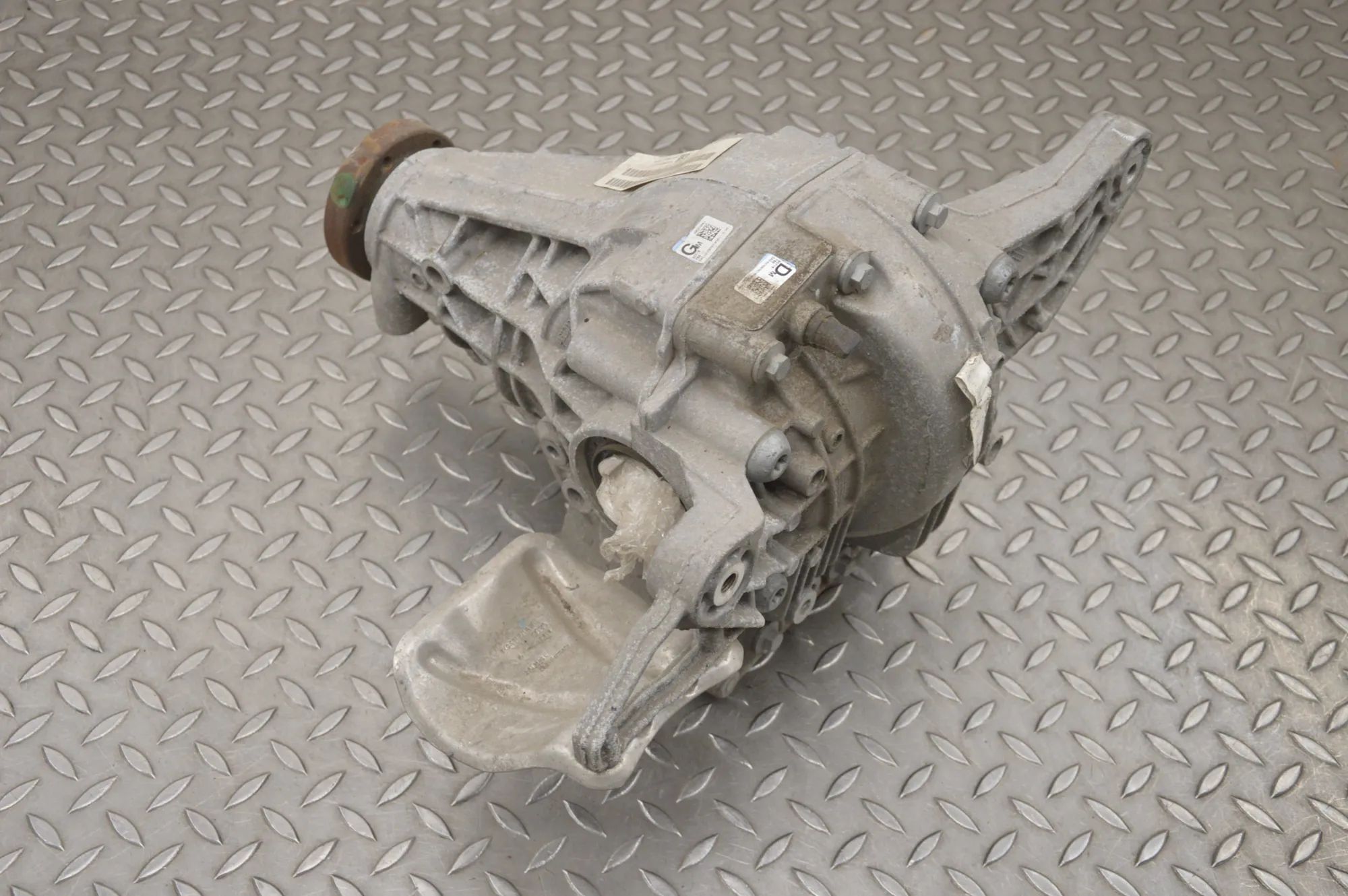 Porsche Macan rear differential Rear differential — PORSCHE MACAN (95B) (2014-2...
