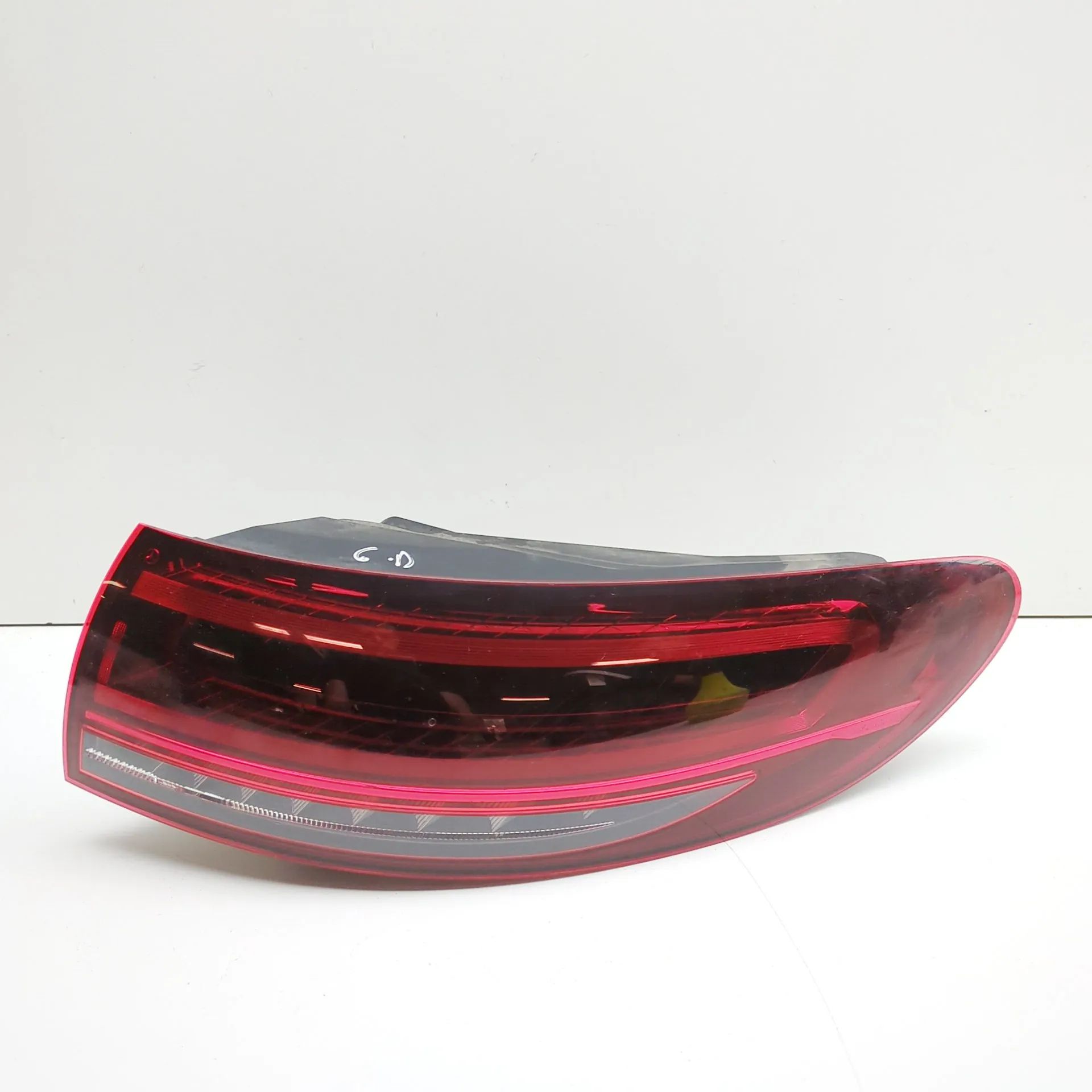 Mercedes-Benz EQC (N293) Rear Right Tail Light Rear Right Tail Light — MERCEDES BENZ EQC (N293...