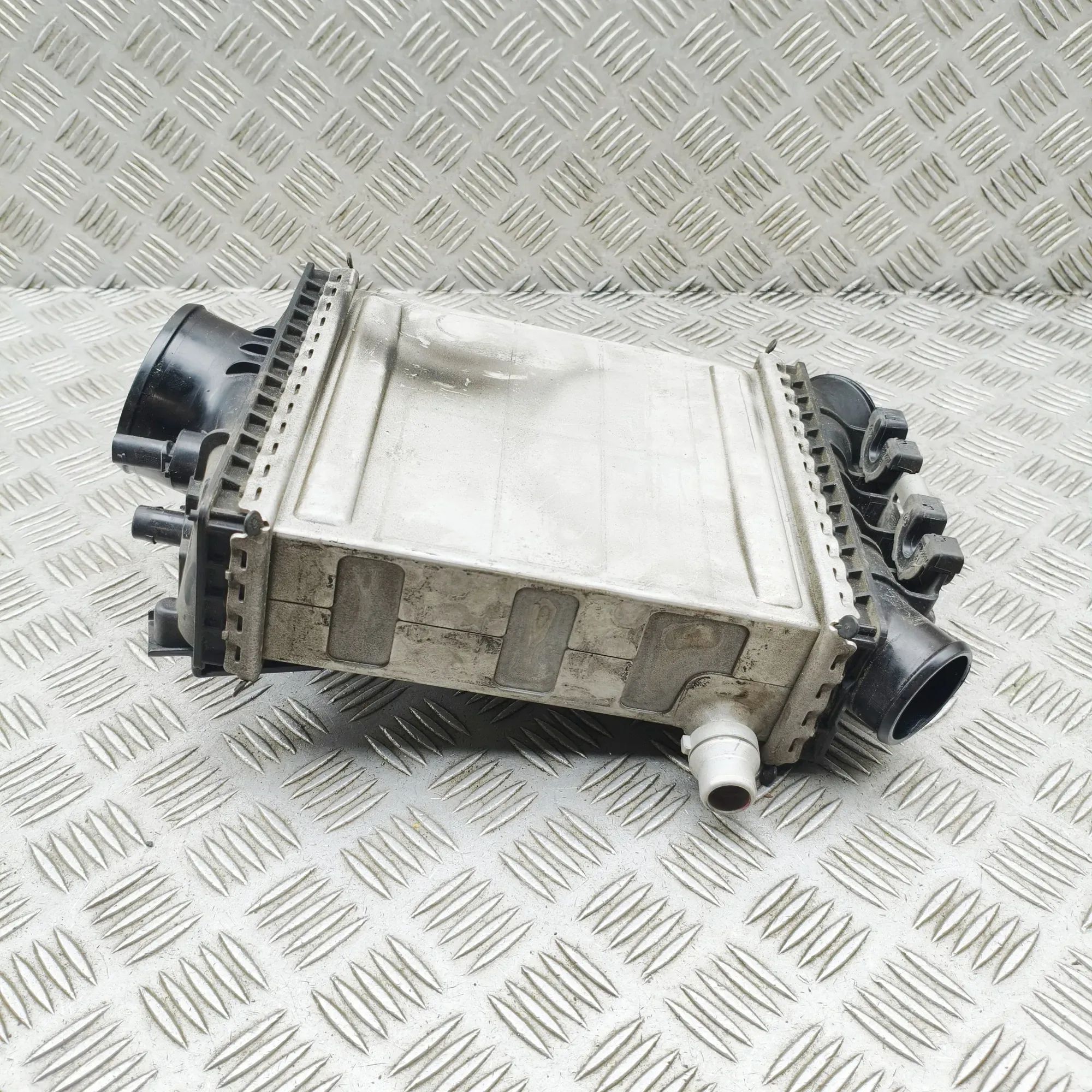 Mercedes-Benz ML / GLE (W166) Intercooler radiator Intercooler radiator — MERCEDES BENZ GLE (W166)...