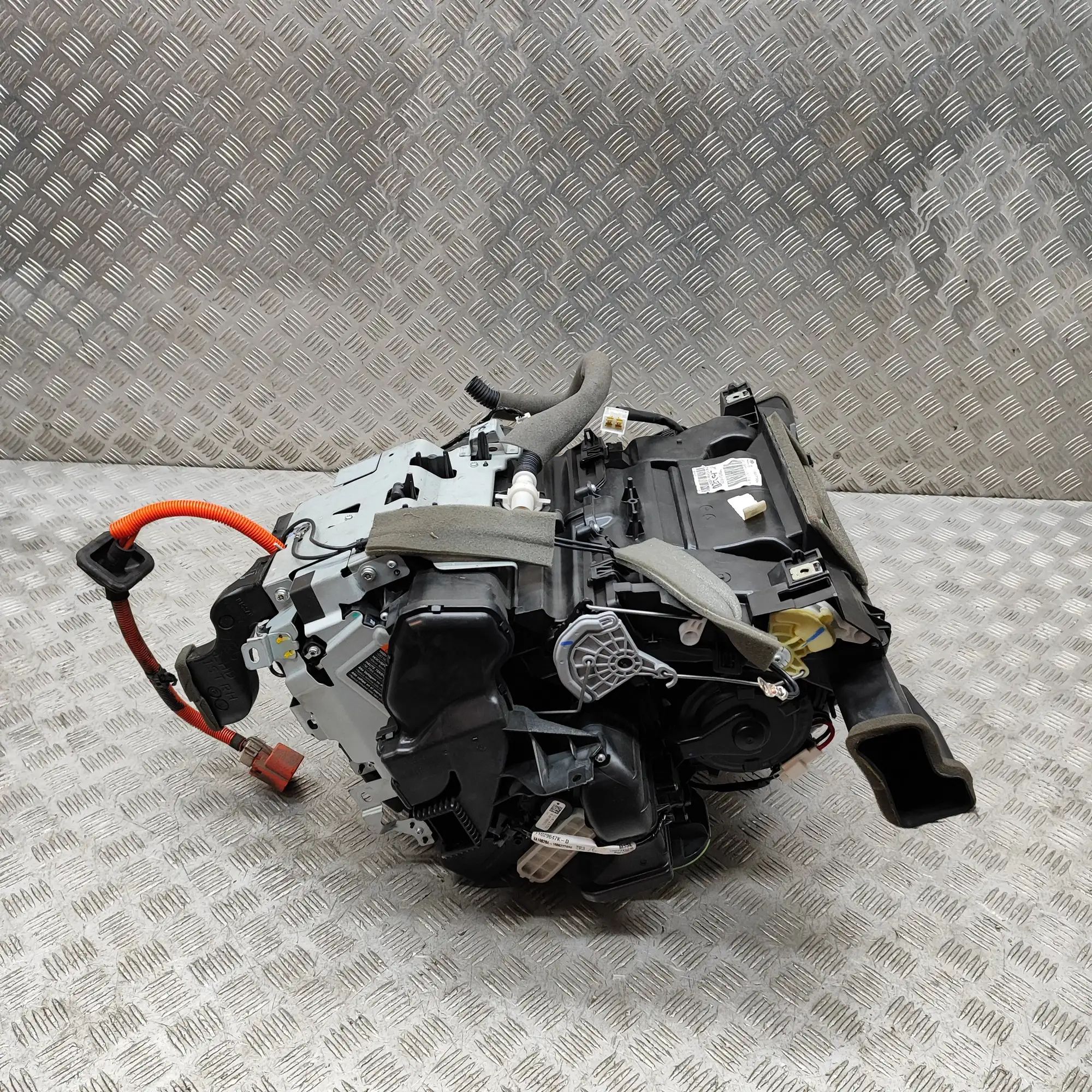 Nissan Leaf Interior Heater Interior Heater — NISSAN LEAF (ZE1) (2017-PRESE...