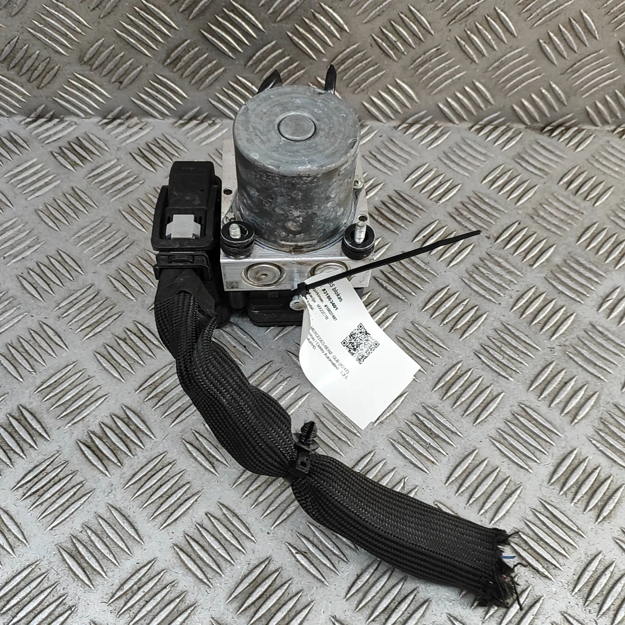Mercedes-Benz GLB / EQB (X247) ABS Hydraulipumppu ABS Pump — MERCEDES BENZ GLB (X247) (2019-PRESE...