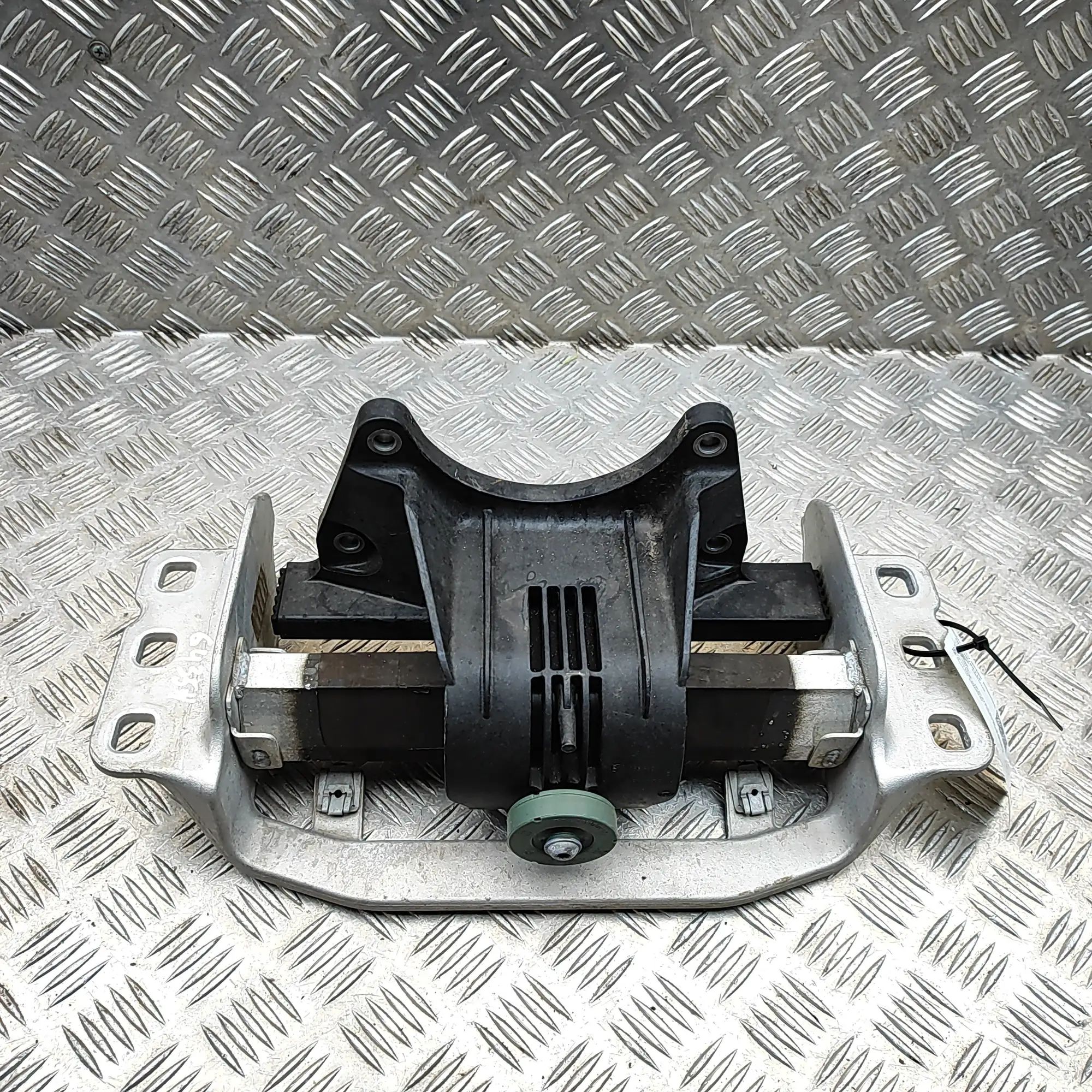 Mercedes-Benz A (W177) Gearbox mount Gearbox mount — MERCEDES BENZ S-CLASS (W223) (2...