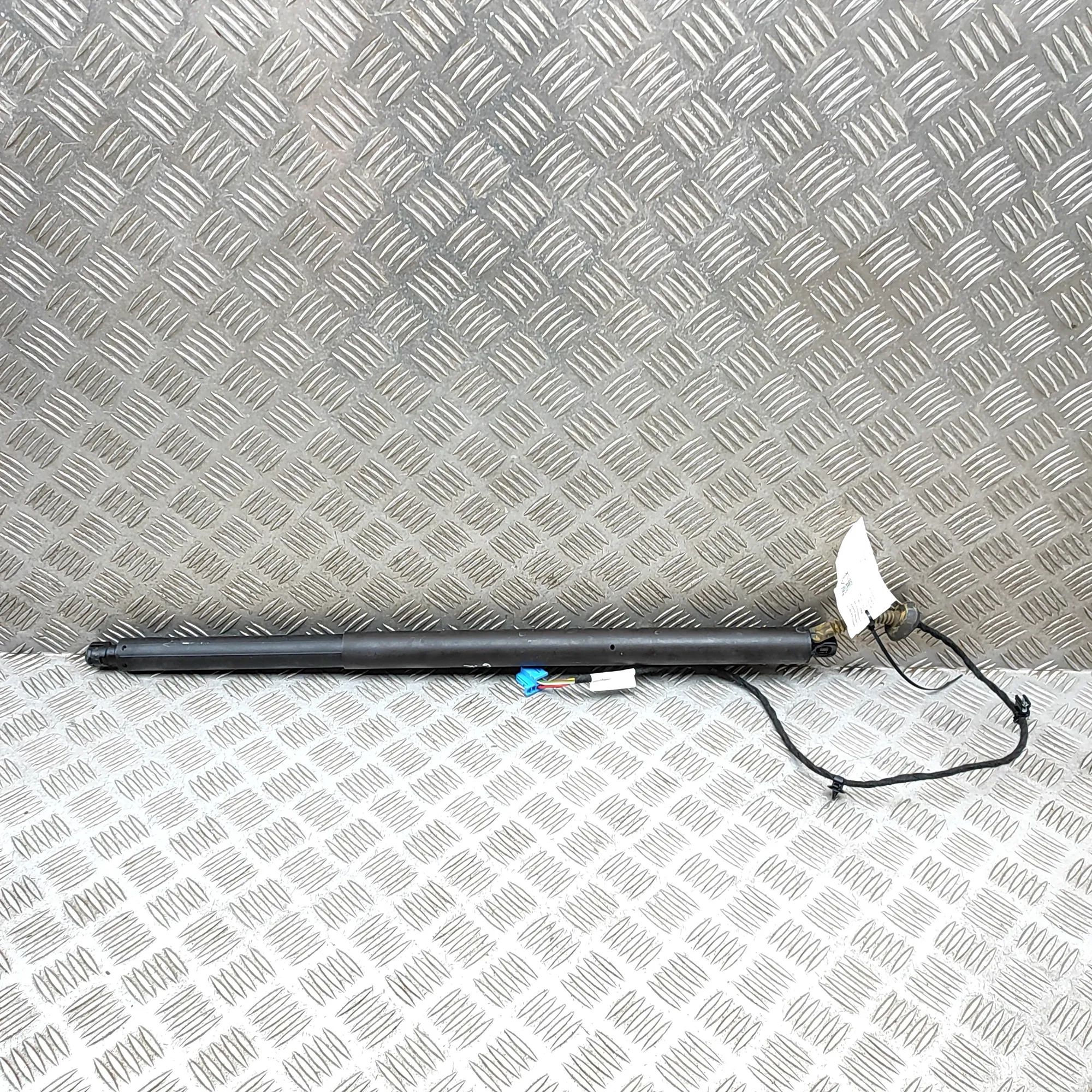 Mercedes-Benz GLE (W167) Left Side Tailgate Gas Strut Left Side Tailgate Gas Strut — MERCEDES BENZ GL...