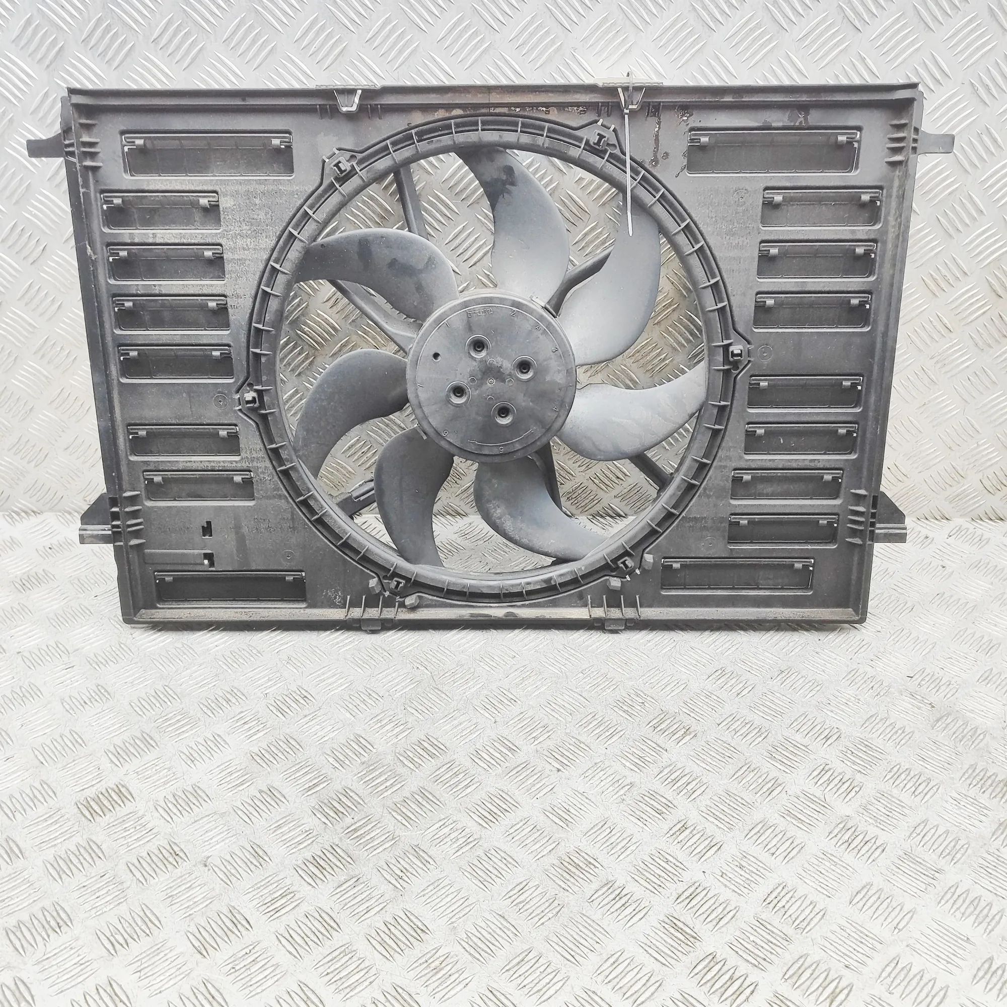 Audi A4 (B8) Engine Cooling Fan Shroud Engine Cooling Fan Shroud — AUDI A4 (8W, B9) (2...