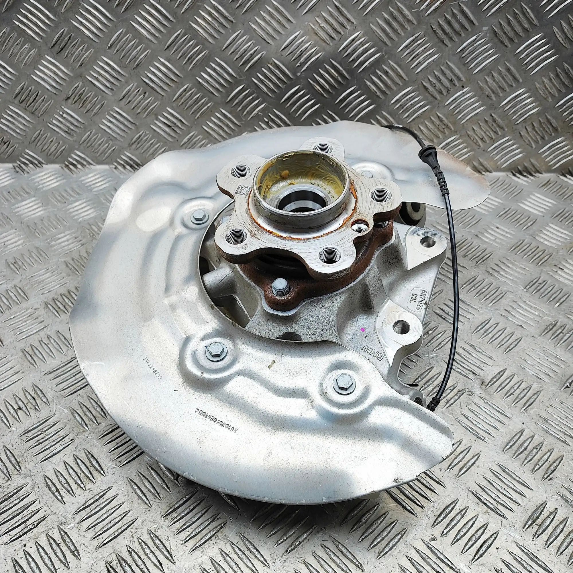 BMW X3 / iX3 (G01) Rear Left Wheel Hub Spindle
