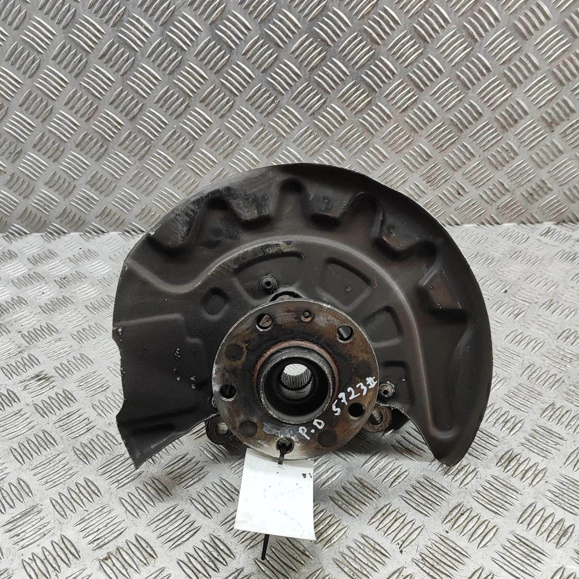 Skoda Kodiaq Front Right Wheel Hub Front Right Wheel Hub — SKODA KODIAQ (NS7) (201...