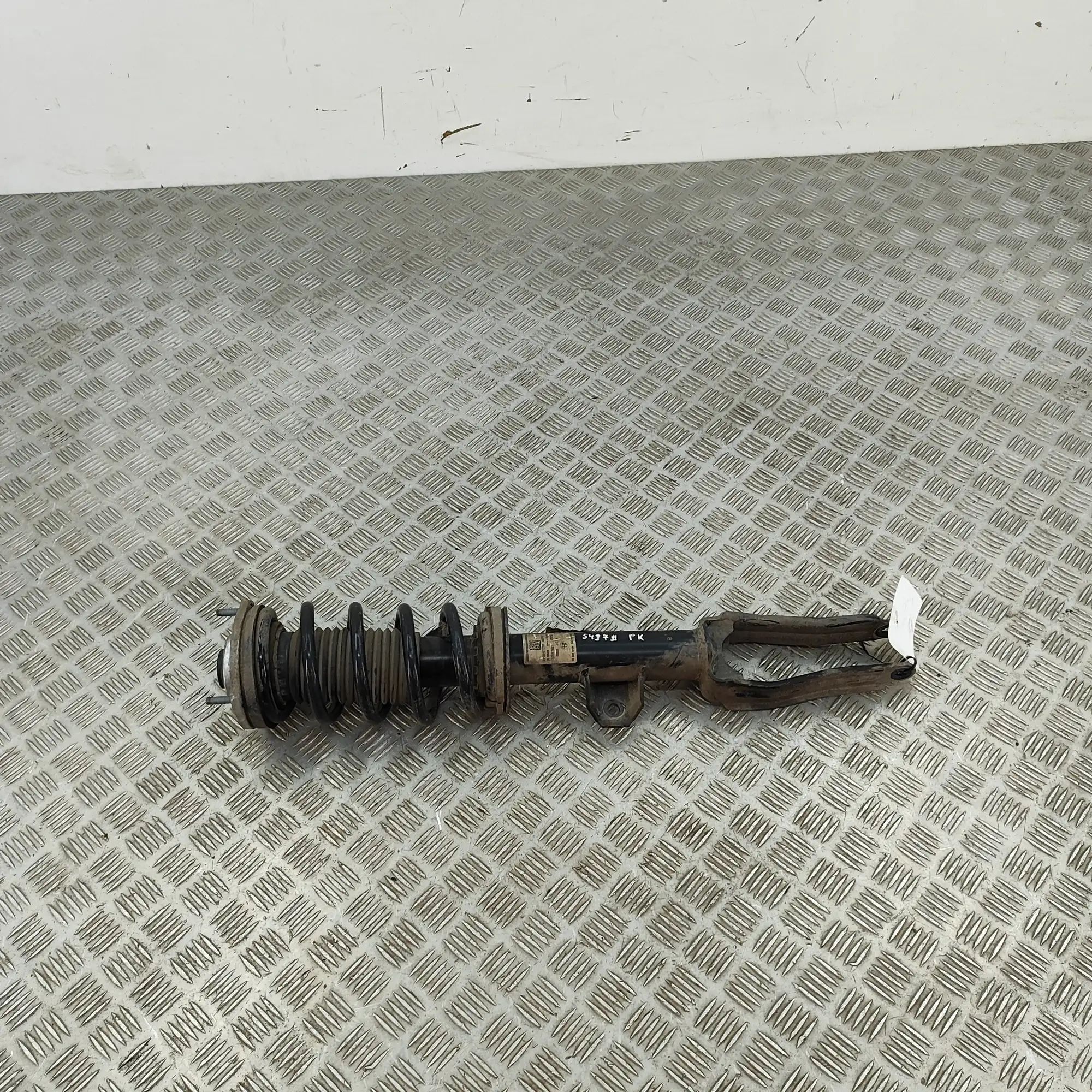 Alfa-Romeo Stelvio Shock absorber — front left Shock absorber — front left — ALFA ROMEO STELVI...