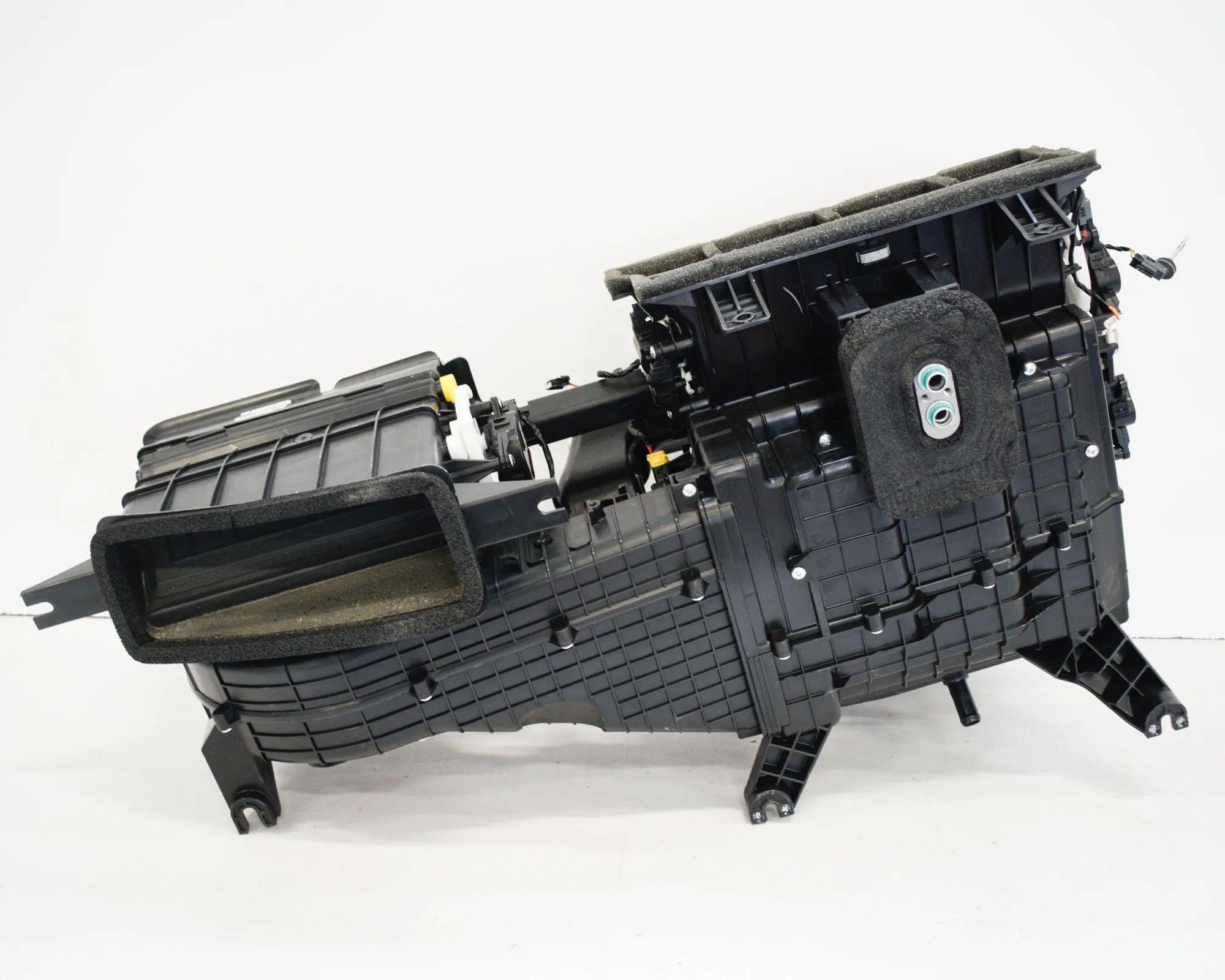 Tesla Model S Interior Heater Interior Heater — TESLA MODEL S (5YJS) (2012-PR...