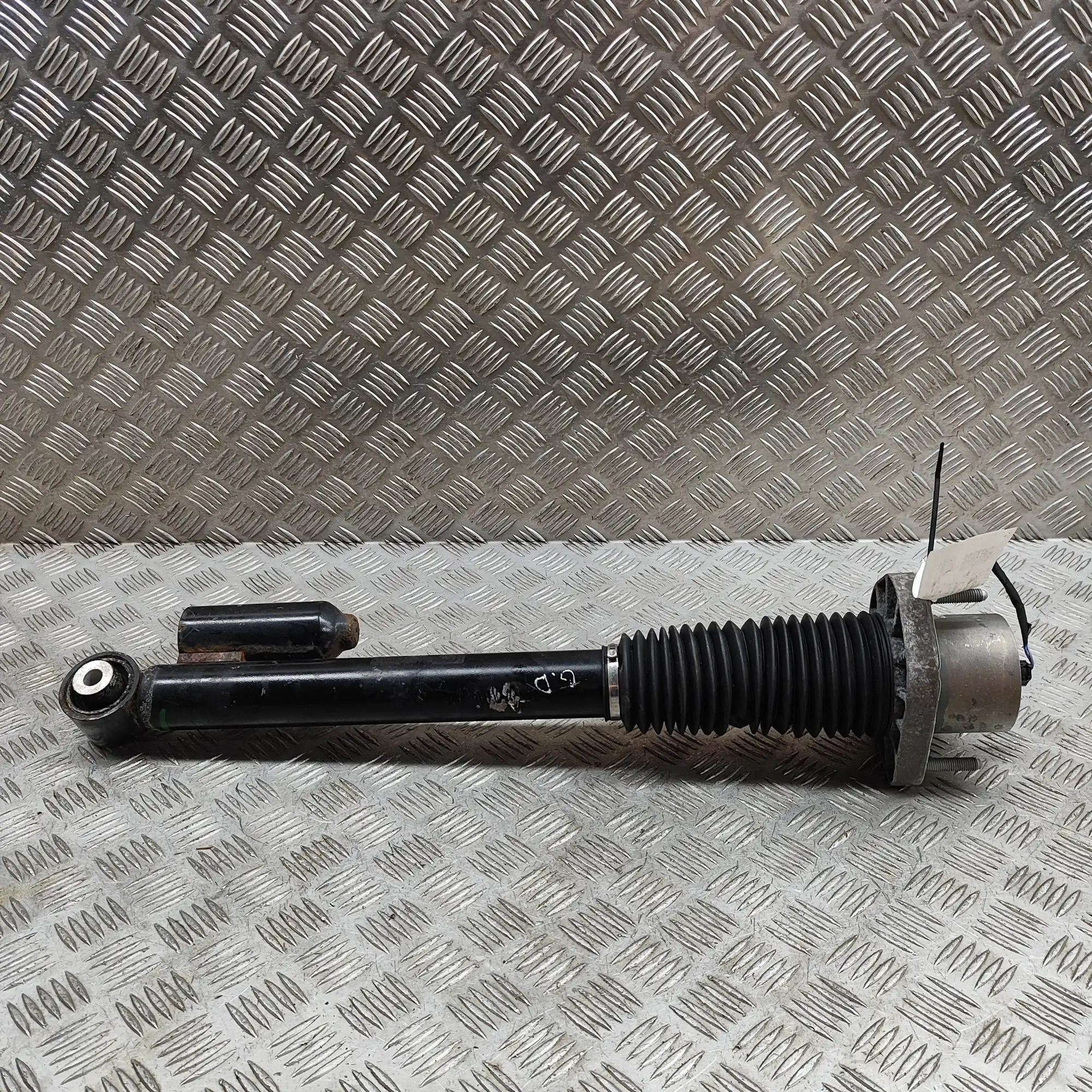 Land Rover Range Rover (L405) Shock absorber — rear right Shock absorber — rear right — LAND ROVER RANGE ...