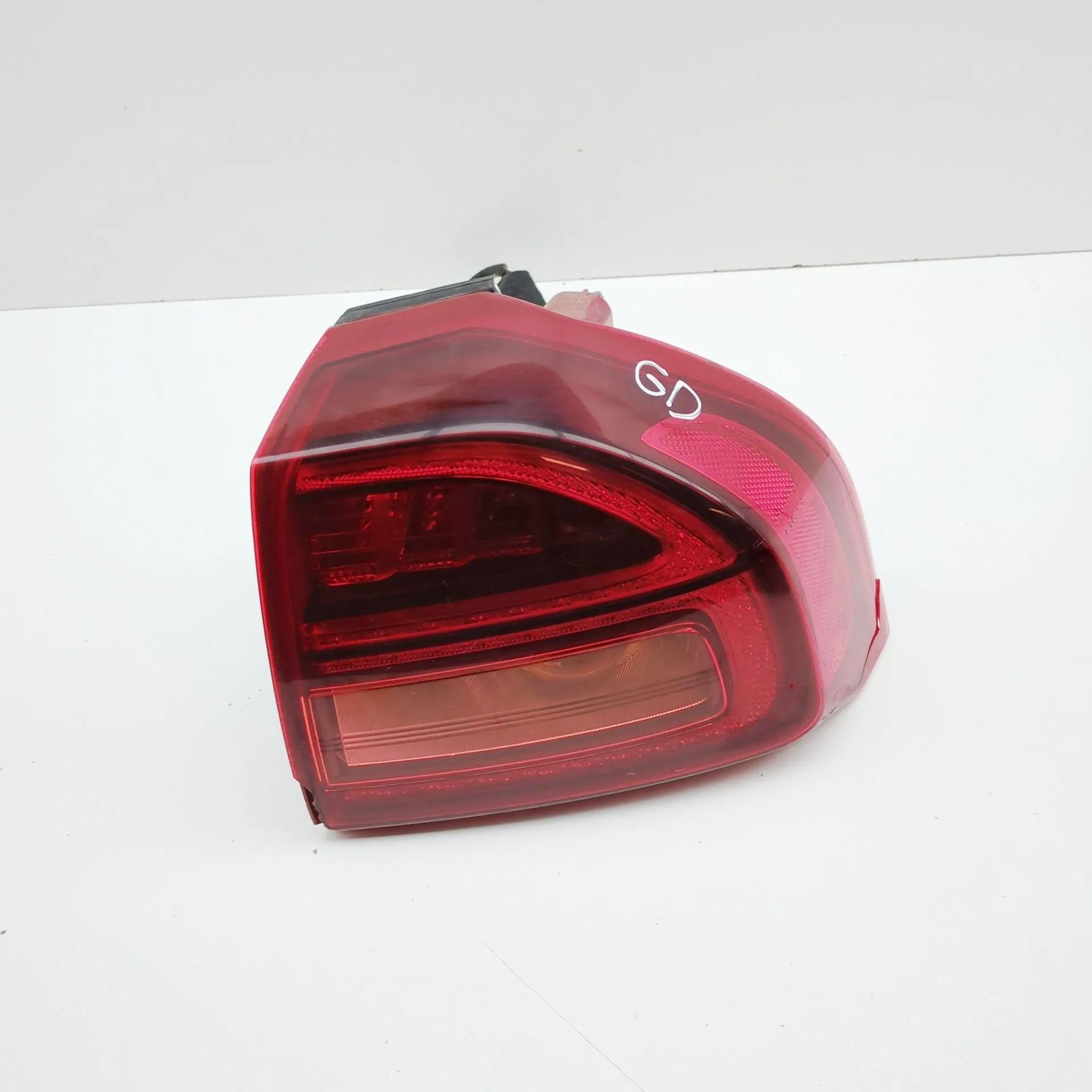Kia Niro Rear Right Tail Light Rear Right Tail Light — KIA NIRO (DE) (2016-202...