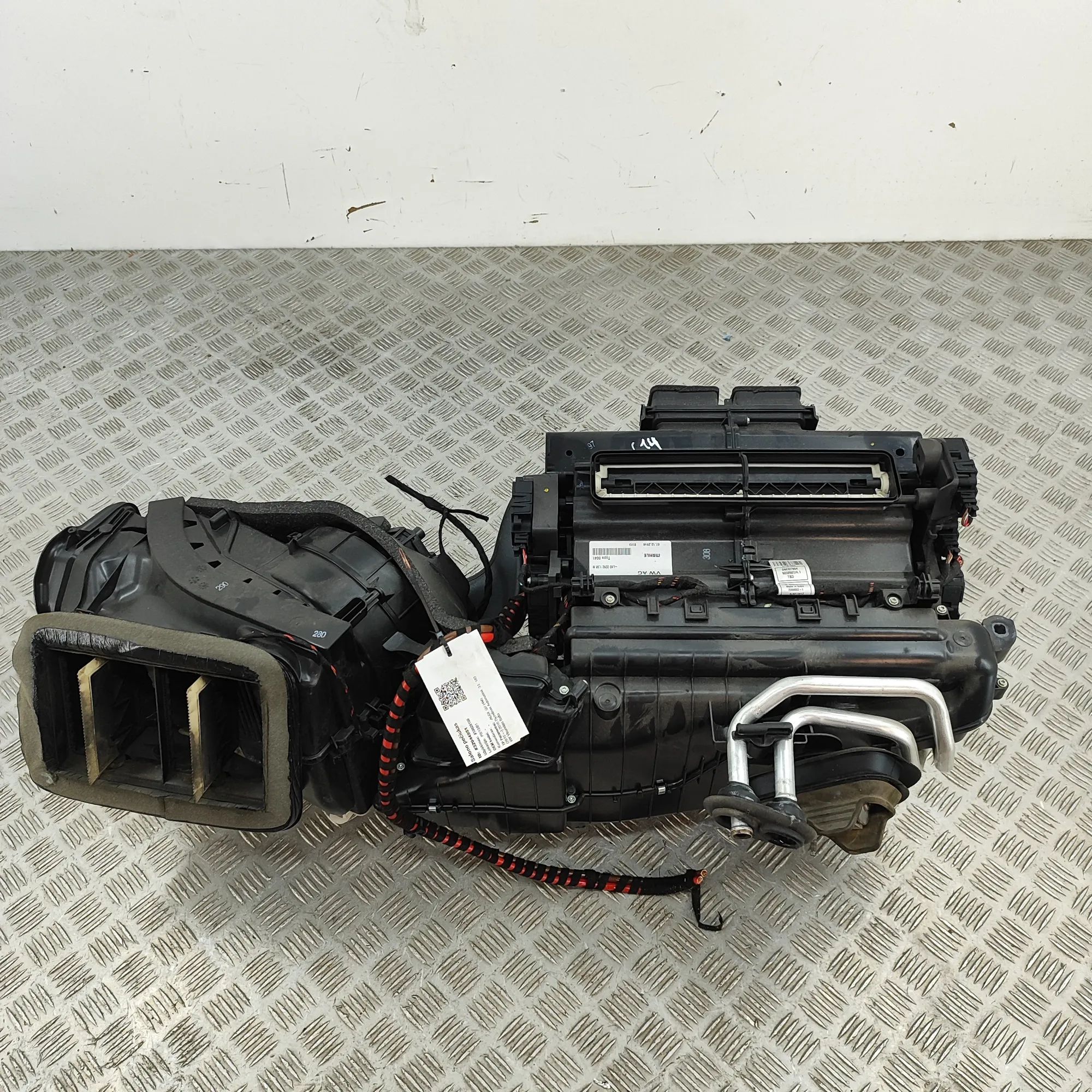 Audi Q7 (4M) Interior Heater Interior Heater — AUDI Q7 (4M) (2015-PRESENT) —...