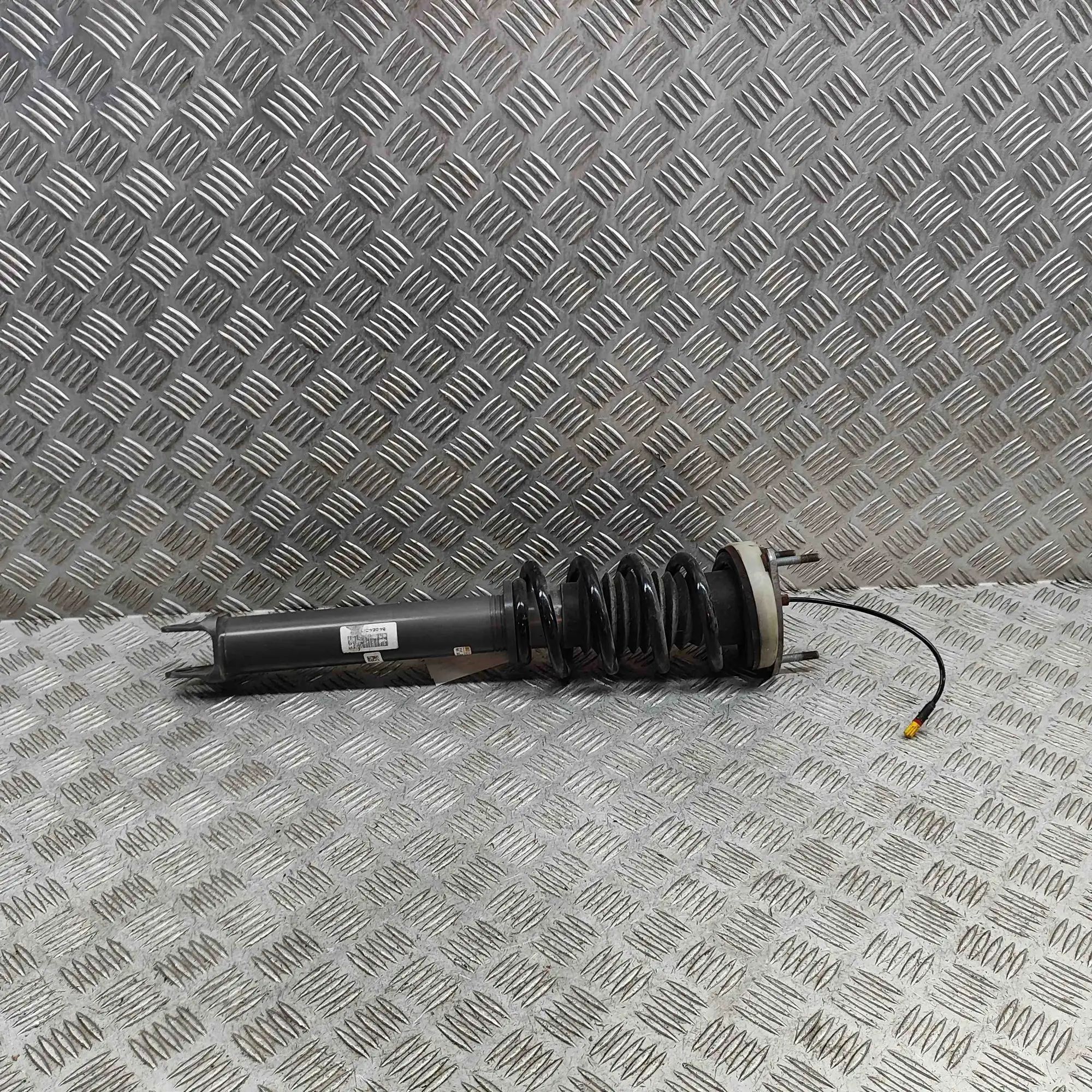 Porsche 911 (991) Shock absorber — rear right Shock absorber — rear right — PORSCHE 911 (991)...