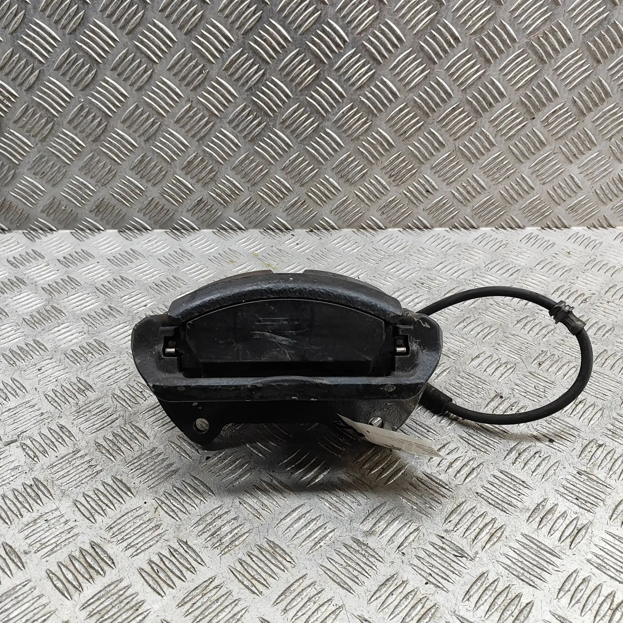 Volkswagen T-Roc Front Left Brake Caliper Front left brake caliper — VW T-ROC (A11) (2017...