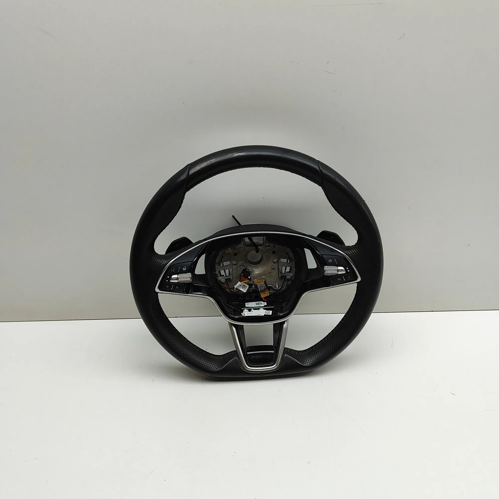 Skoda Enyaq steering wheel Steering Wheel — SKODA ENYAQ (iV SUV 5AC, 5AZ) ...