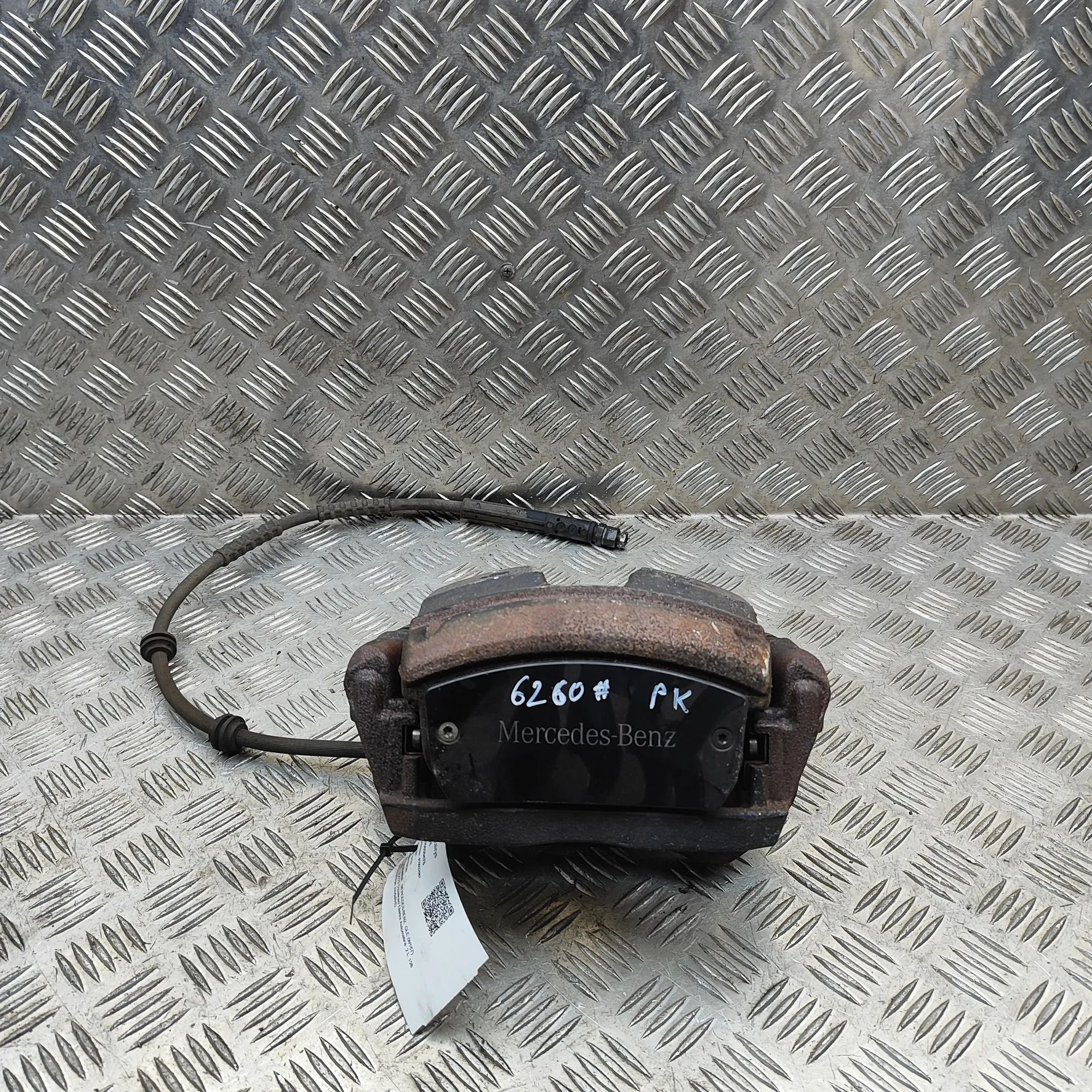Mercedes-Benz GLE (W167) Front Left Brake Caliper Front left brake caliper — MERCEDES BENZ GLE (W...
