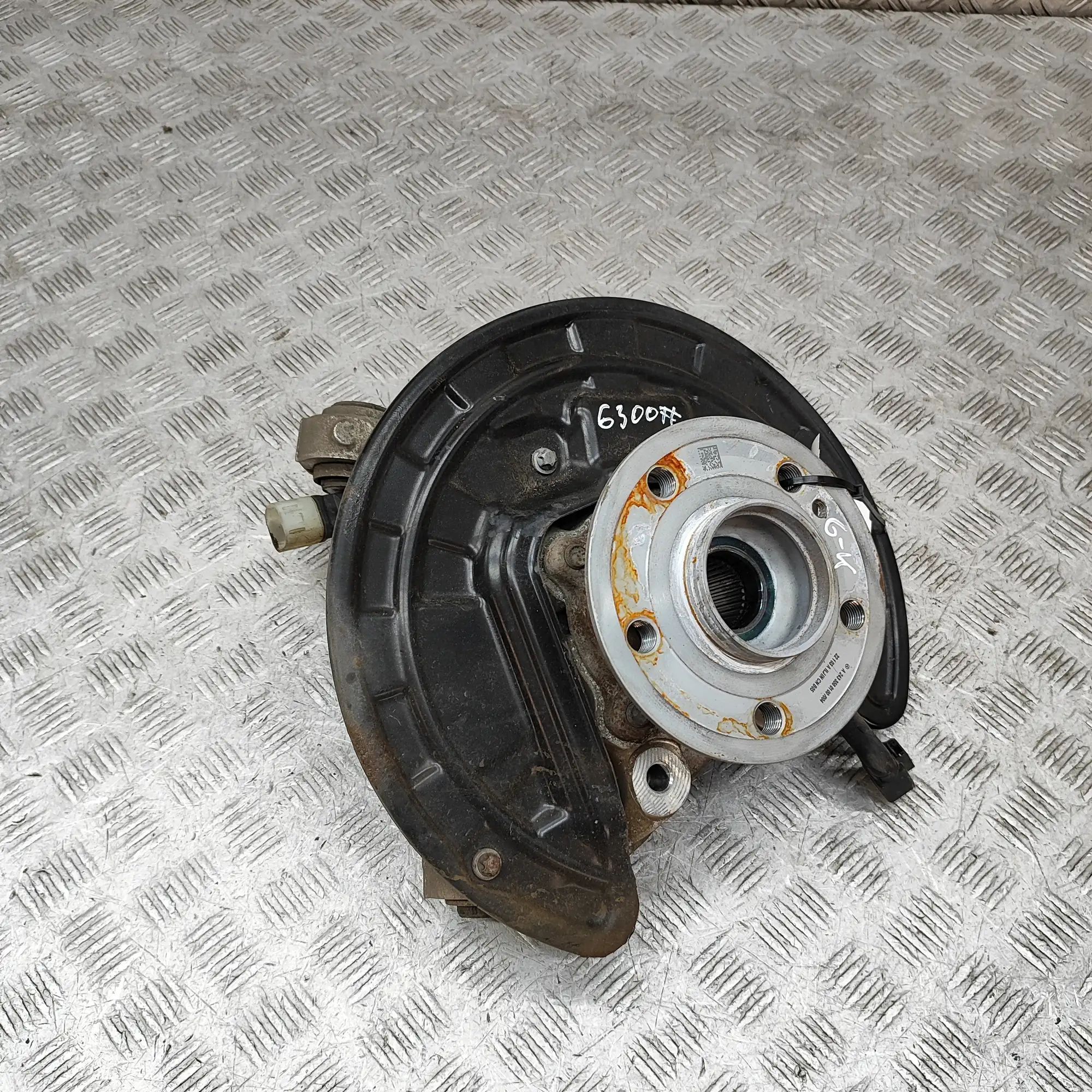 Mercedes-Benz GLA / EQA (H247) Rear Left Wheel Hub Spindle Rear Left Wheel Hub Spindle — MERCEDES BENZ EQA...