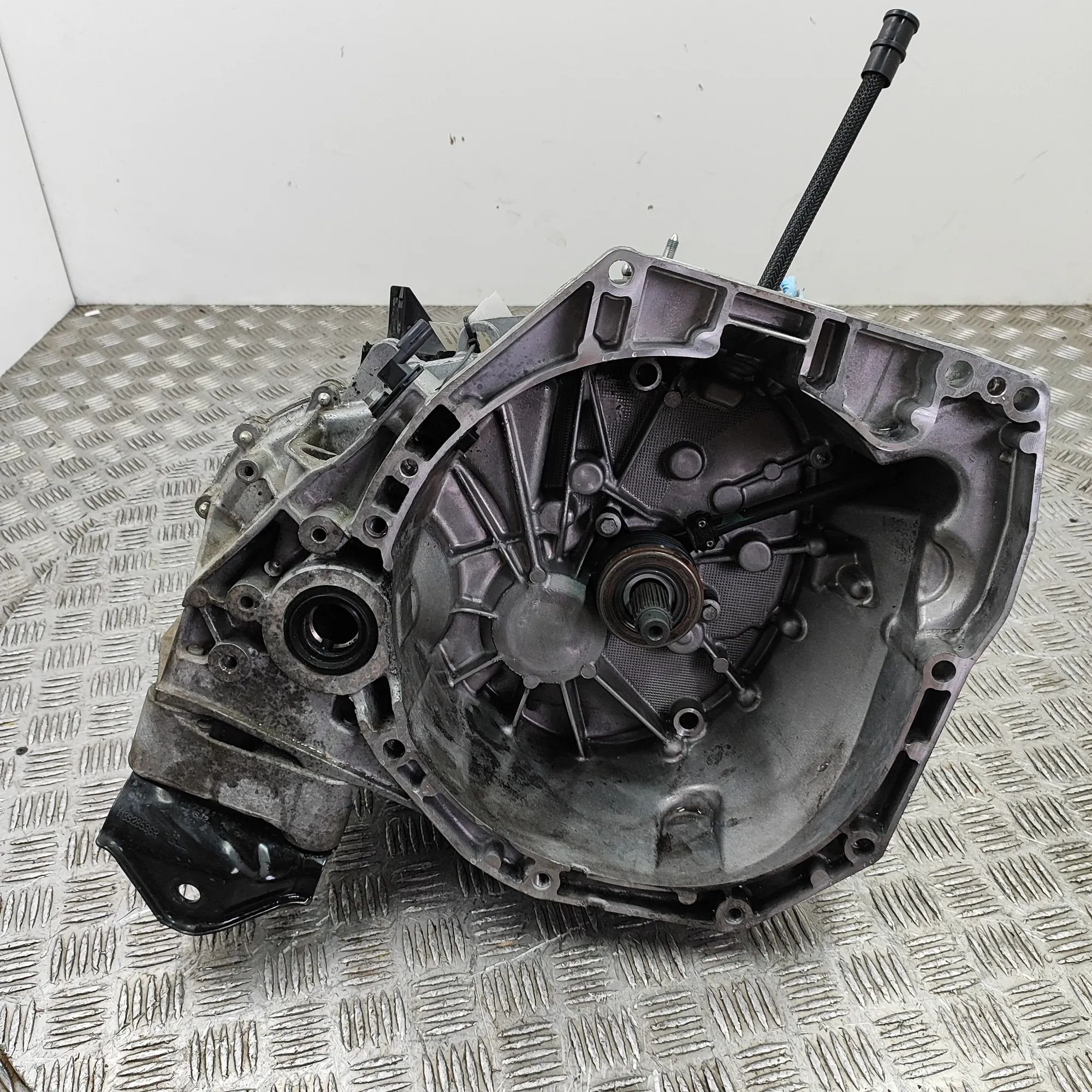 Nissan Juke Gearbox Gearbox — NISSAN JUKE (F16) (2019-PRESENT) — 32...