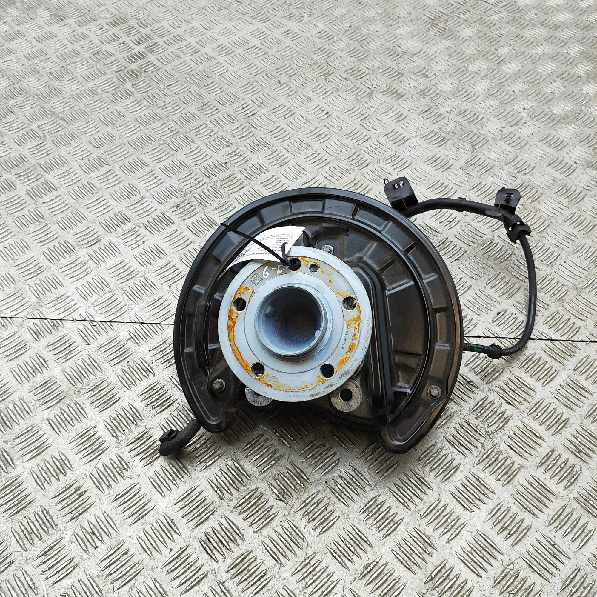 Mercedes-Benz GLA / EQA (H247) Rear Right Wheel Hub Rear Right Wheel Hub — MERCEDES BENZ EQA (H243)...
