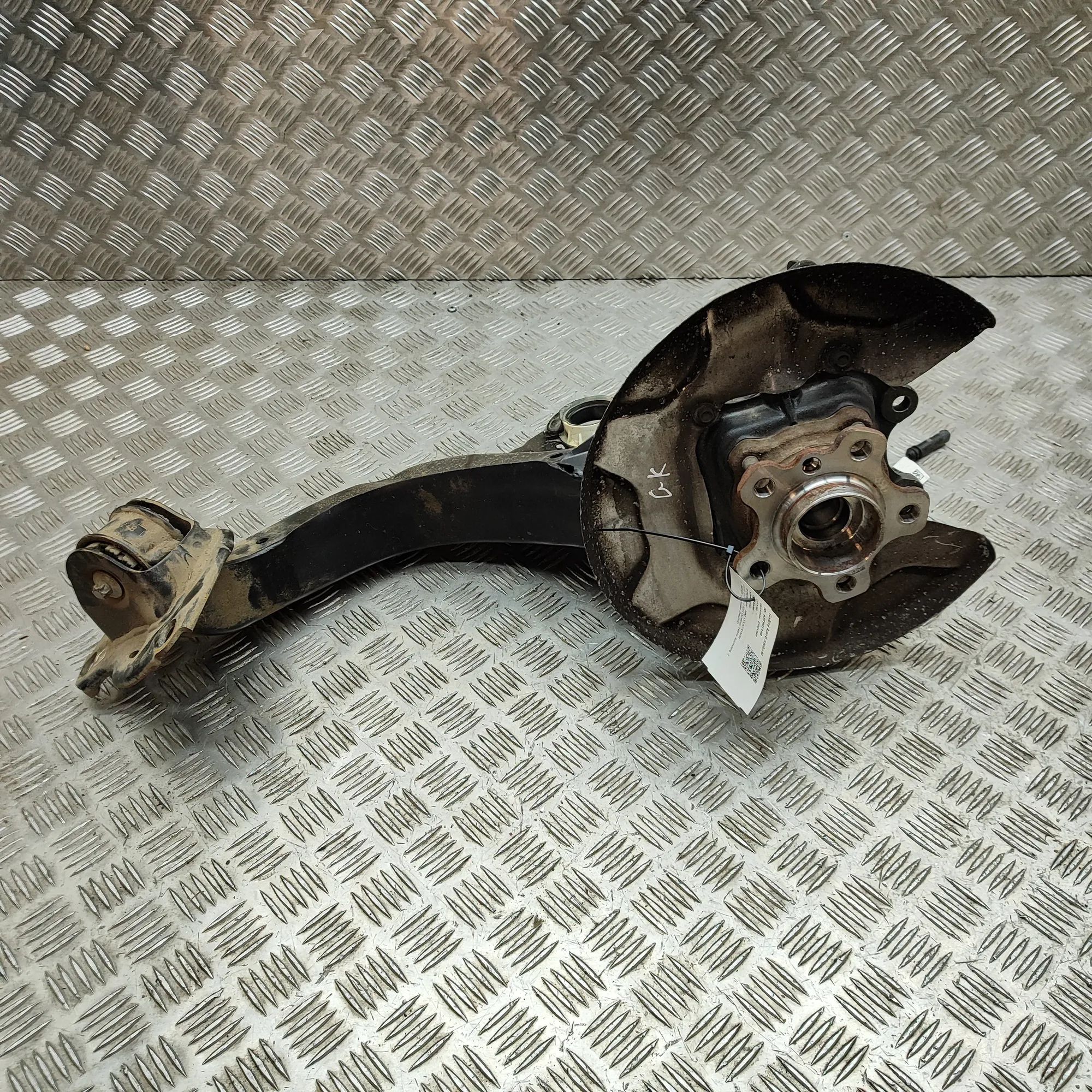 Mini Countryman (U25) Rear Left Wheel Hub Spindle Rear Left Wheel Hub Spindle — MINI COUNTRYMAN (...