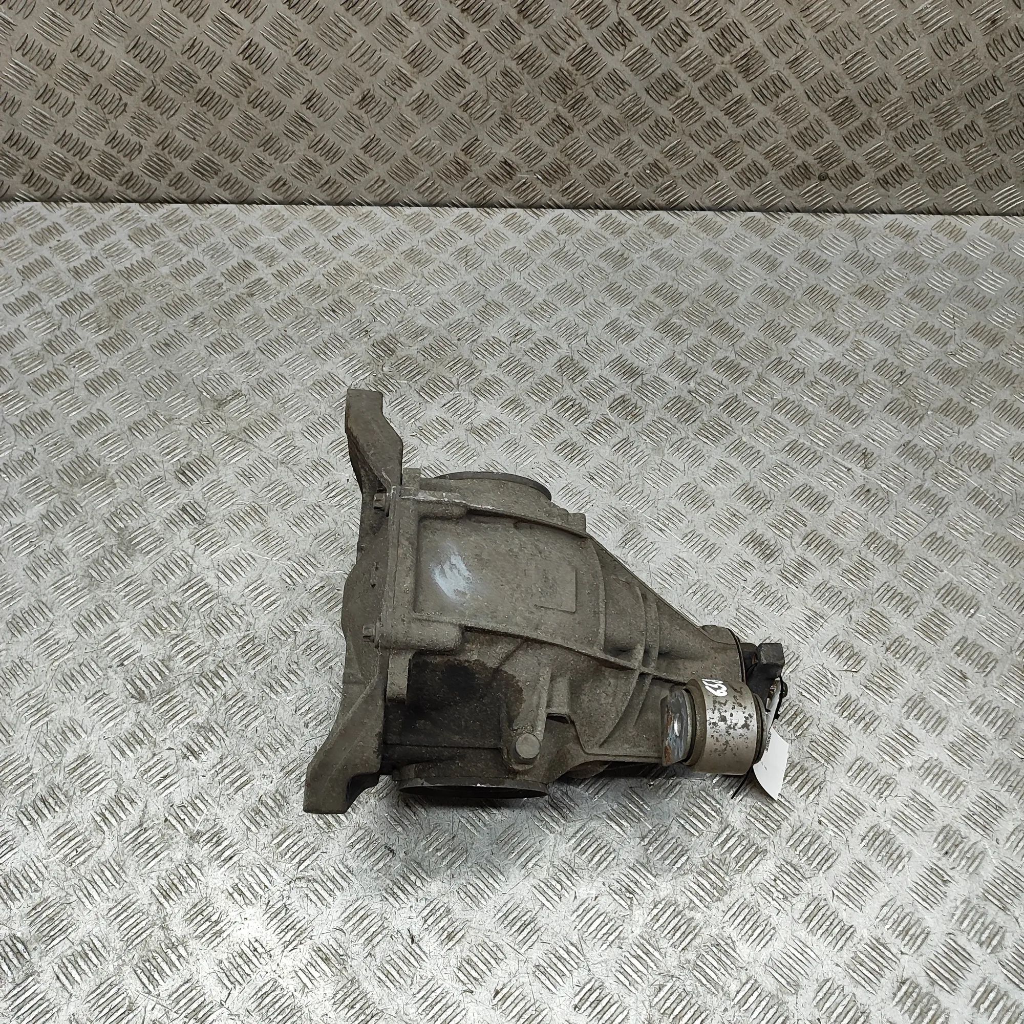 Mercedes-Benz A (W176) rear differential Rear differential — MERCEDES BENZ E-CLASS (W213...