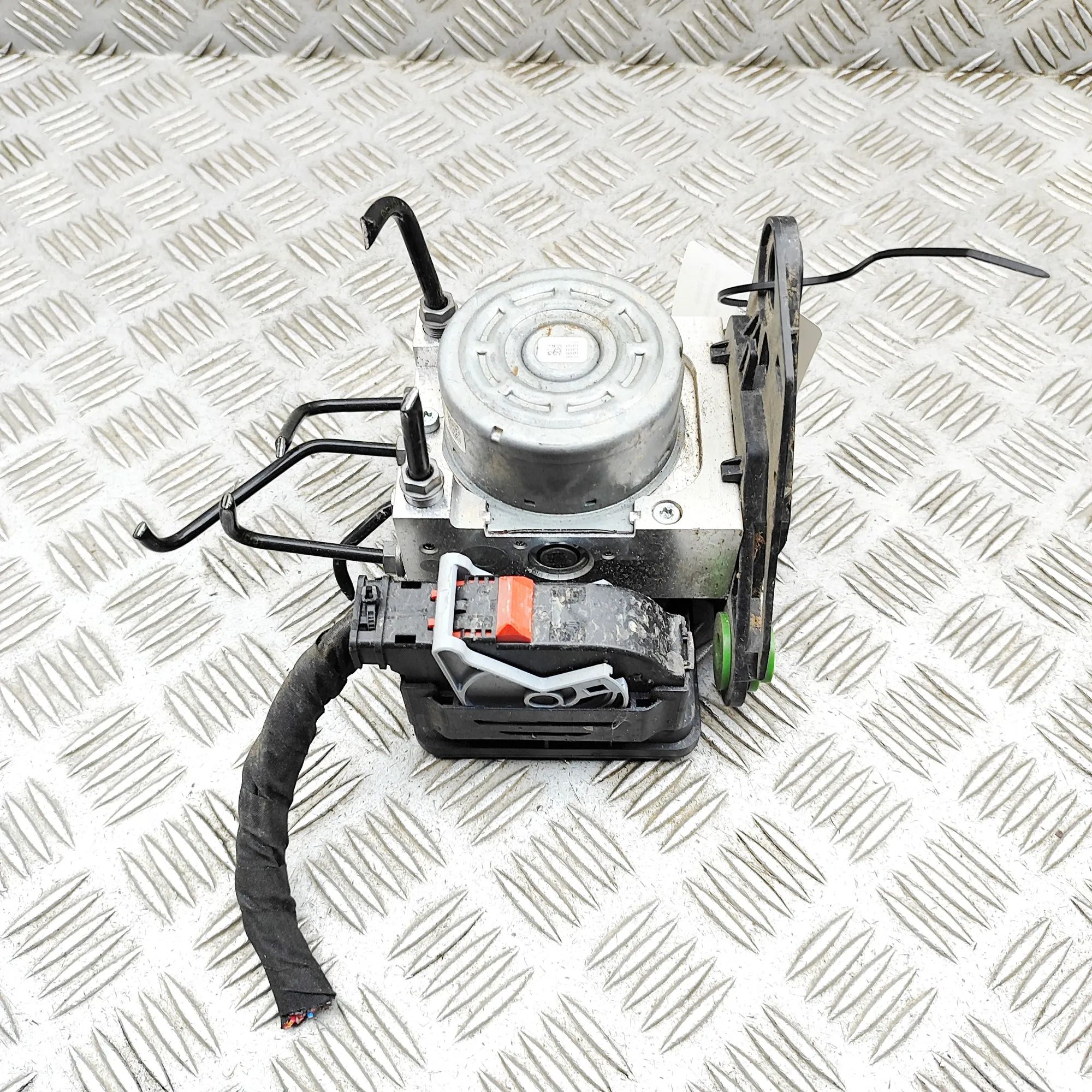 Skoda Octavia ABS hydraulic pump