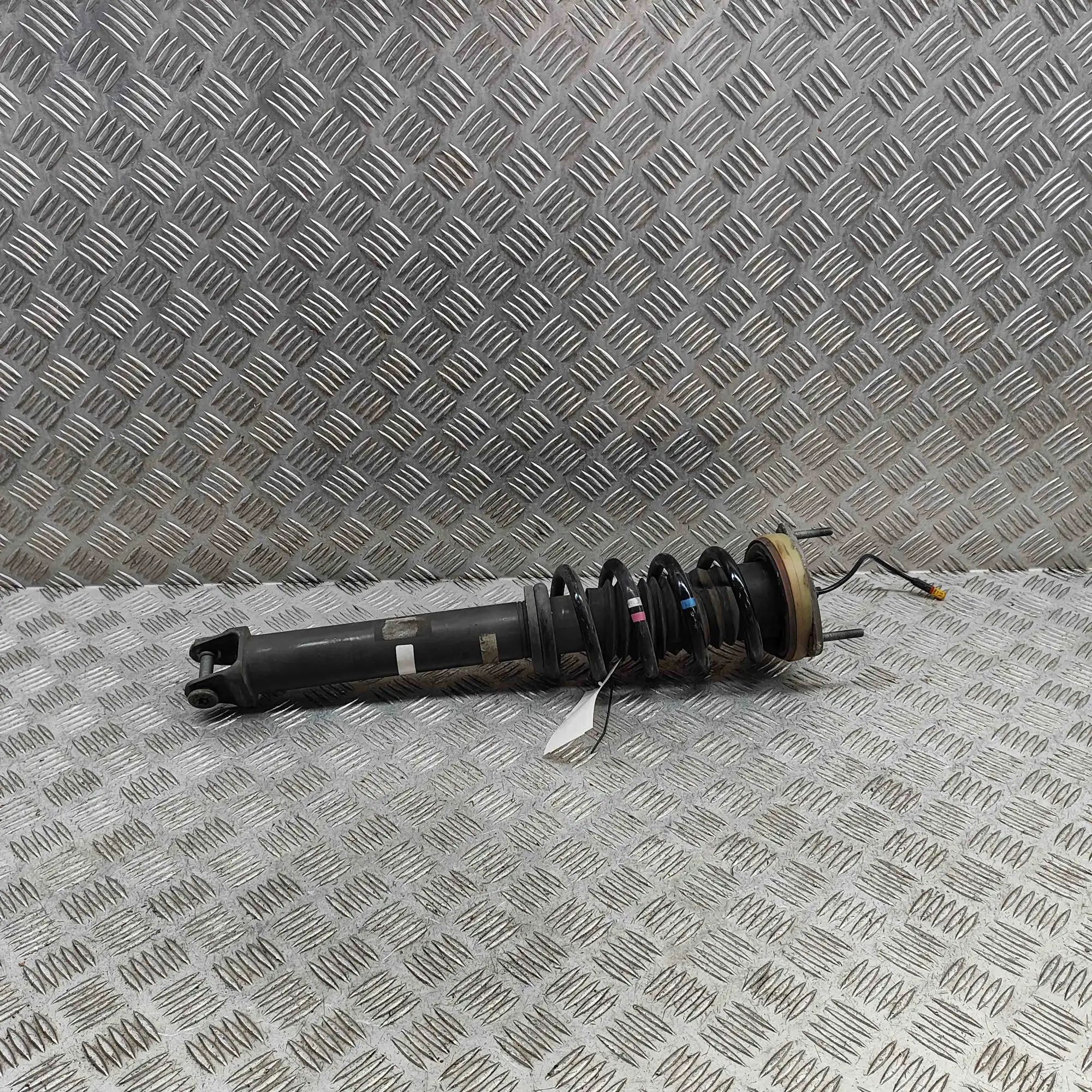 Porsche 911 (991) Shock absorber — rear right Shock absorber — rear right — PORSCHE 911 (991)...