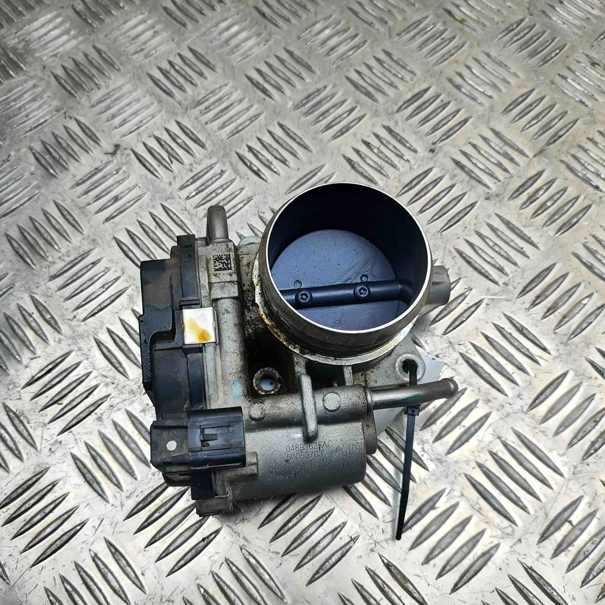 Alfa-Romeo Stelvio Throttle body Throttle body — ALFA ROMEO STELVIO (949) (2016-...