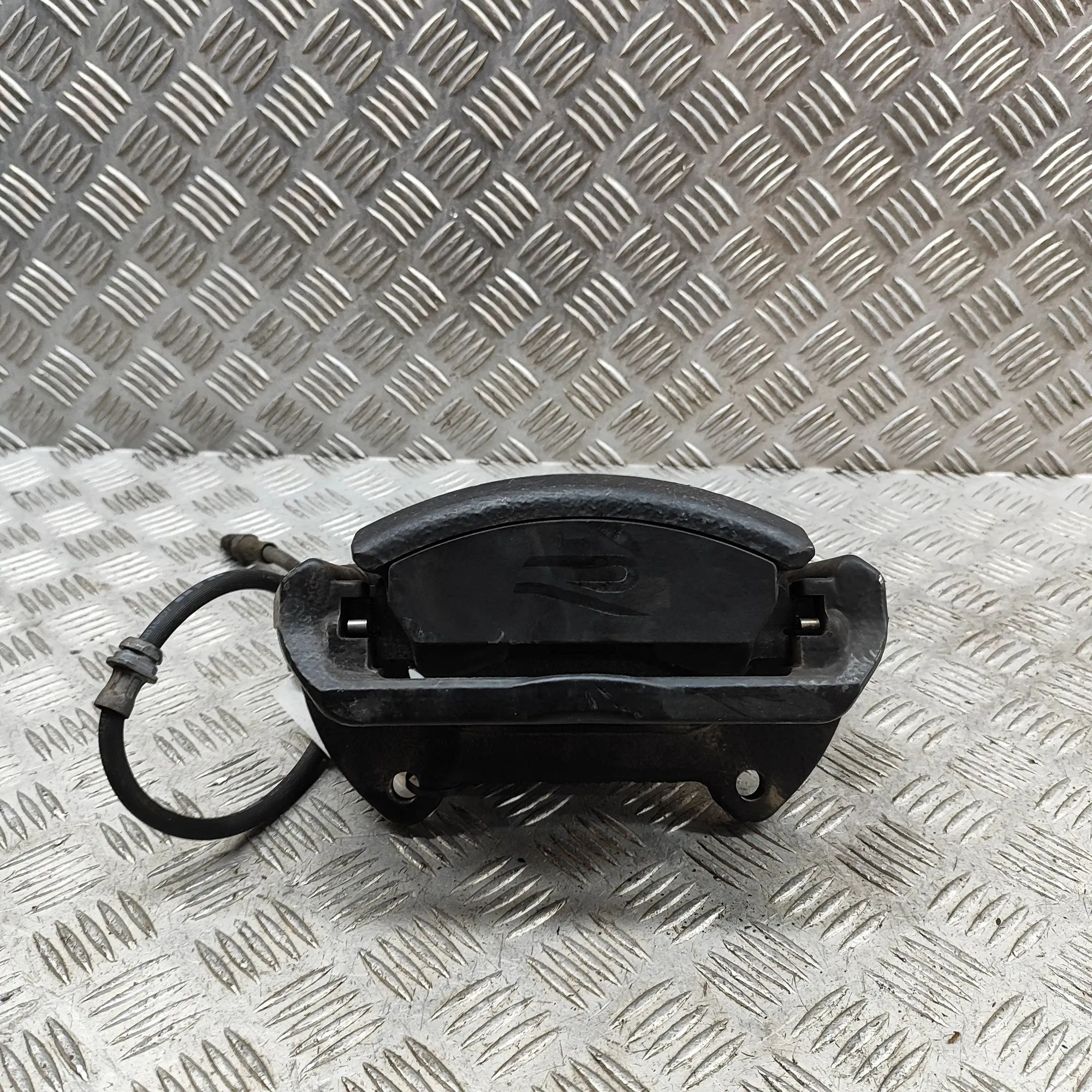 Volkswagen T-Roc Brake caliper — front right Brake caliper — front right — VW T-ROC (A11) (2...