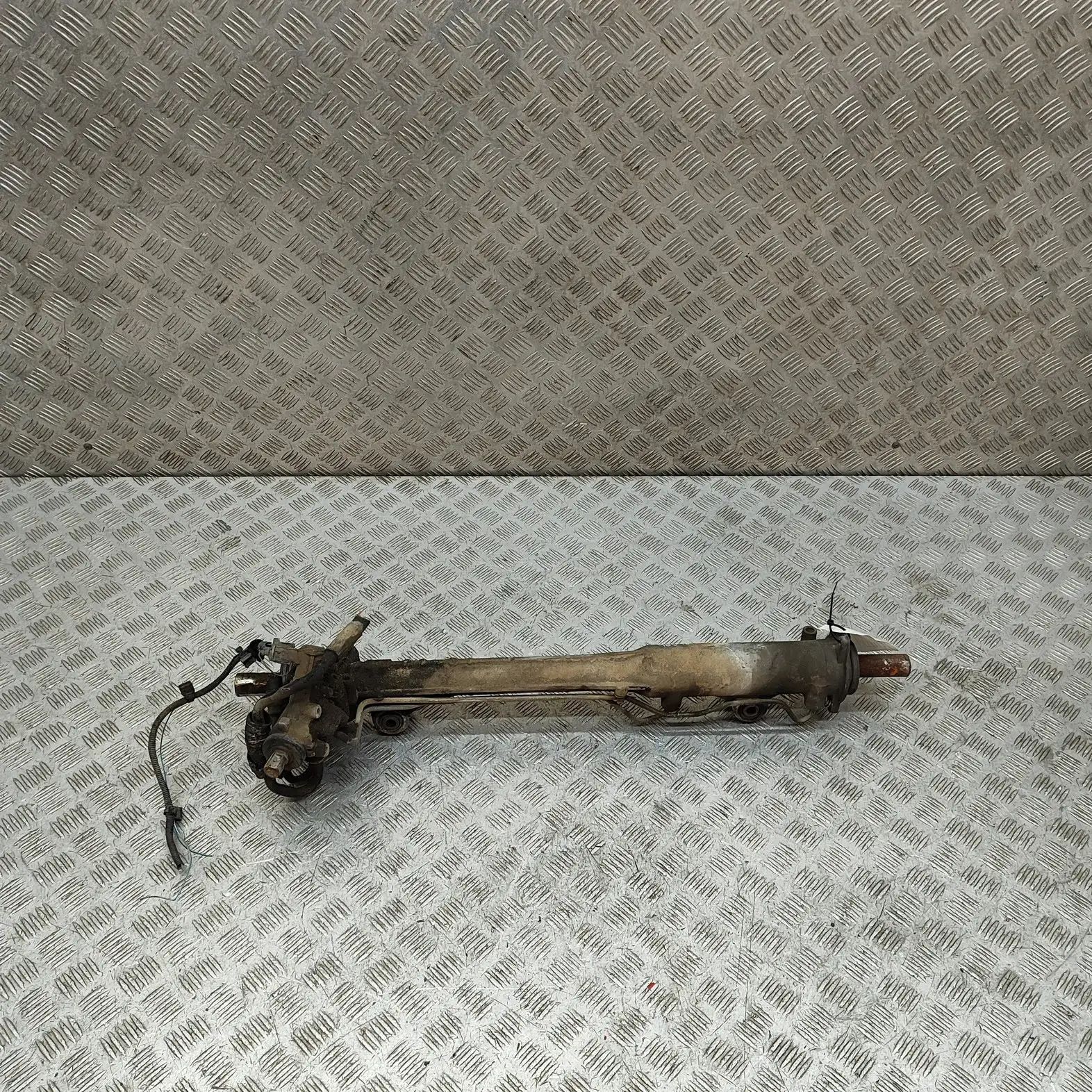 Porsche Cayenne steering rack Steering Rack — PORSCHE CAYENNE (9PA) (2002-201...