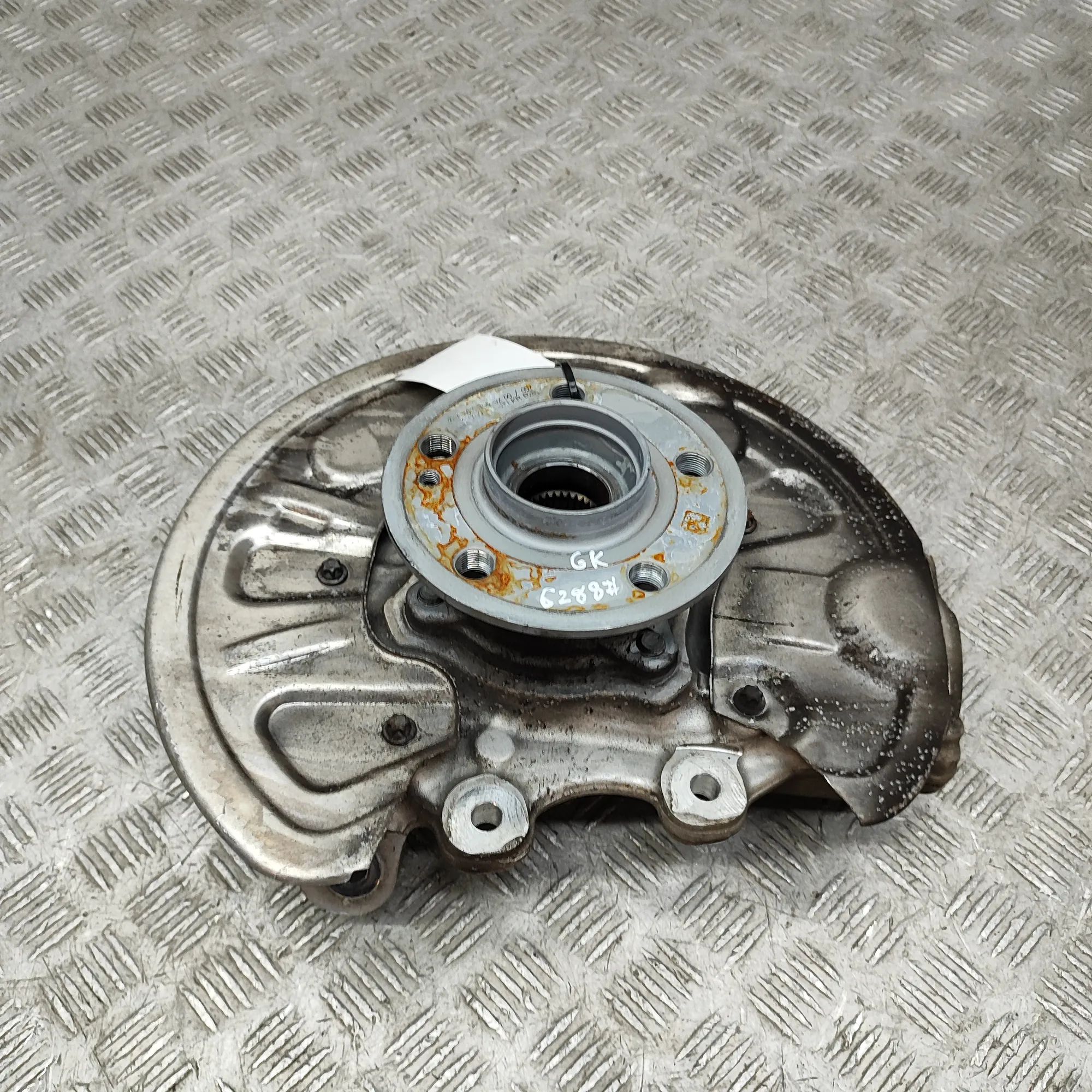 Mercedes-Benz GLE (W167) Rear Left Wheel Hub Spindle Rear Left Wheel Hub Spindle — MERCEDES BENZ GLE...