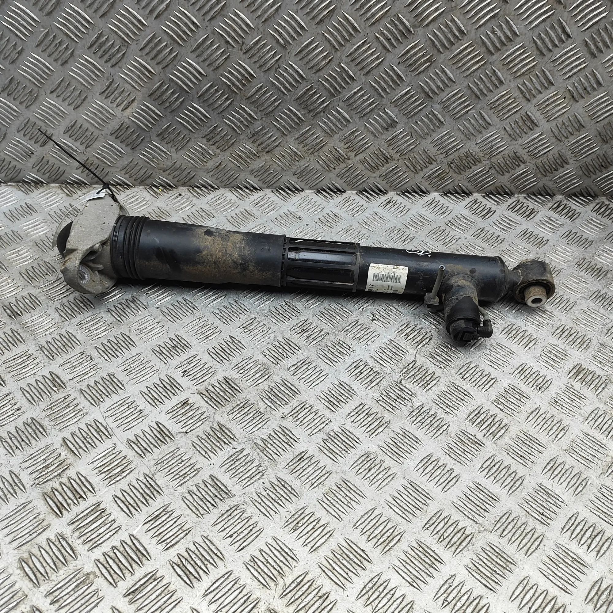 Volkswagen ID.4 Shock absorber — rear right Shock absorber — rear right — VW ID.4 (E21) (20...