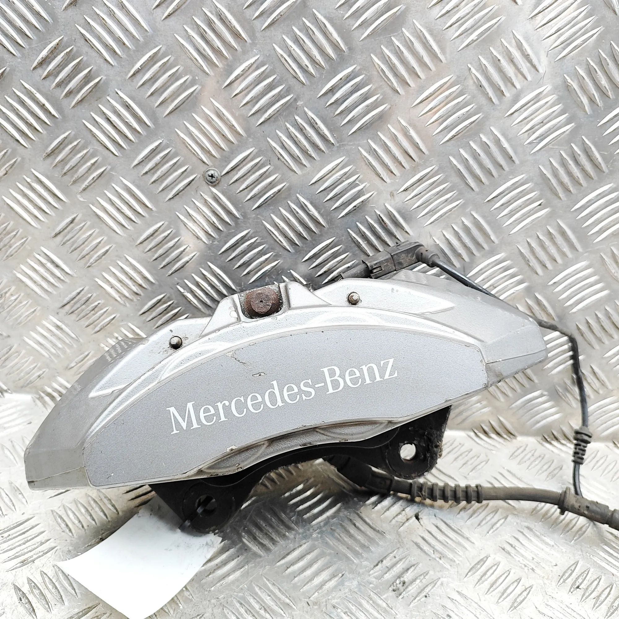 Mercedes-Benz A (W176) Brake caliper — front right Brake caliper — front right — MERCEDES BENZ S-C...