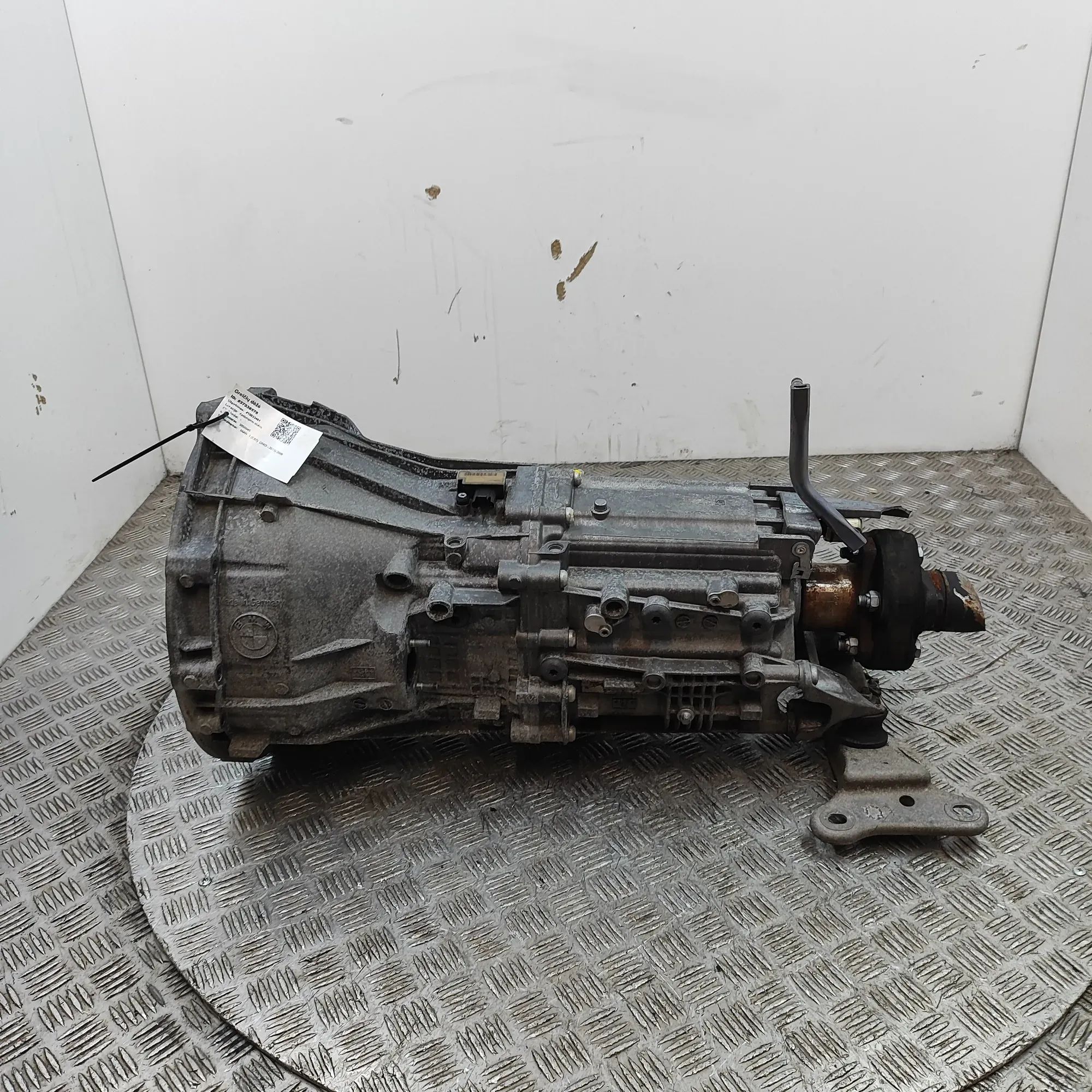 BMW 1 (E81 / E82 / E87 / E88) Gearbox Gearbox — BMW 1 SERIES (E81, E82, E87, E88) (20...