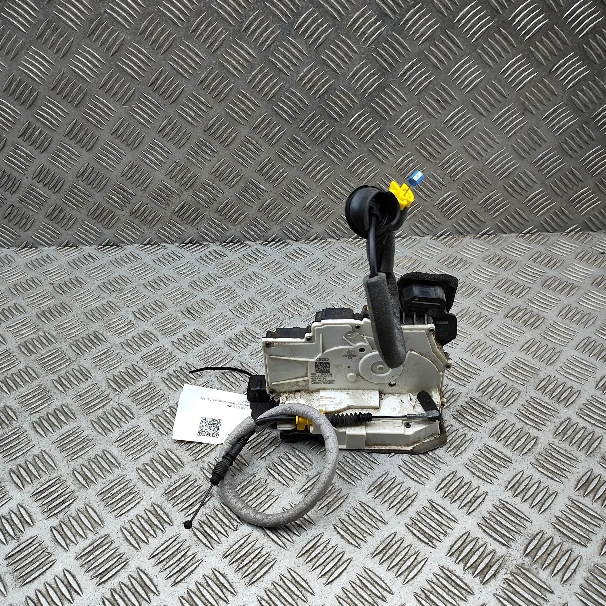 Audi Q8 Door lock — rear left Door lock — rear left — AUDI Q8 (4MN) (2018-PRE...