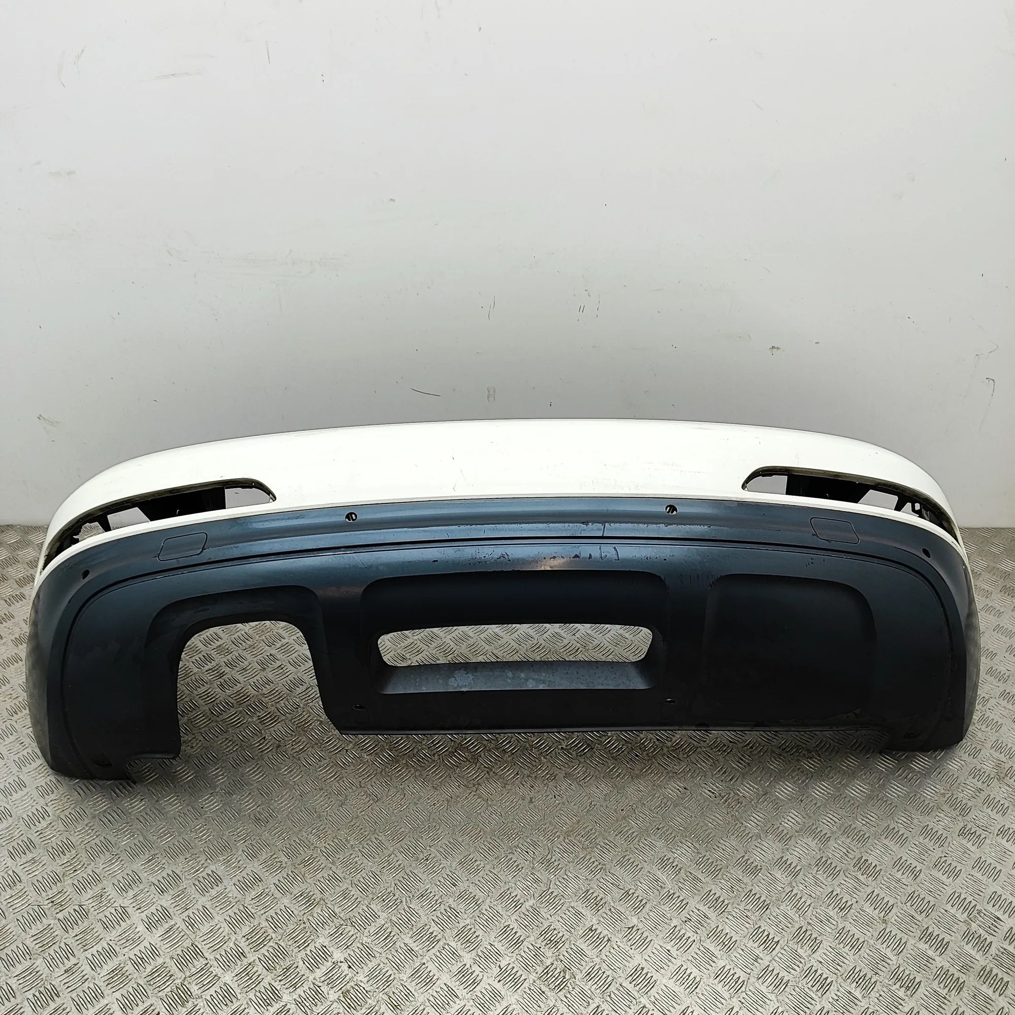 Audi Q3 (8U) Bumper rear Bumper rear — AUDI Q3 (8U) (2011-2018) — 8U0807...
