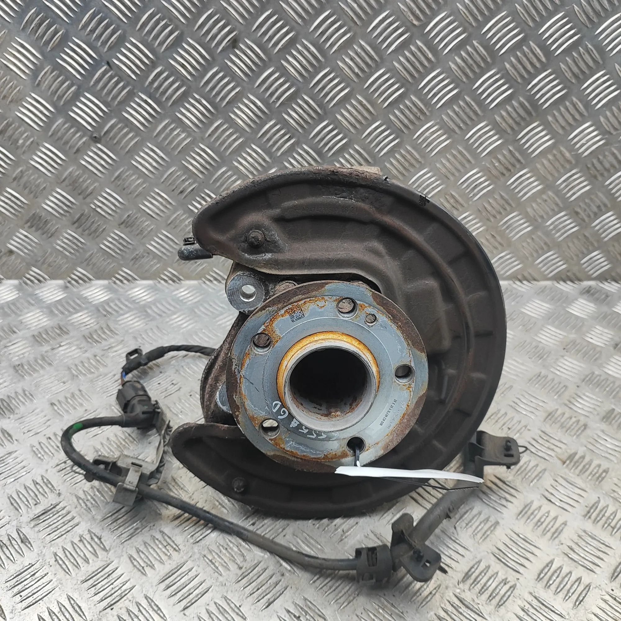 Mercedes-Benz GLA / EQA (H247) Rear Right Wheel Hub Rear Right Wheel Hub — MERCEDES BENZ EQA (H243)...