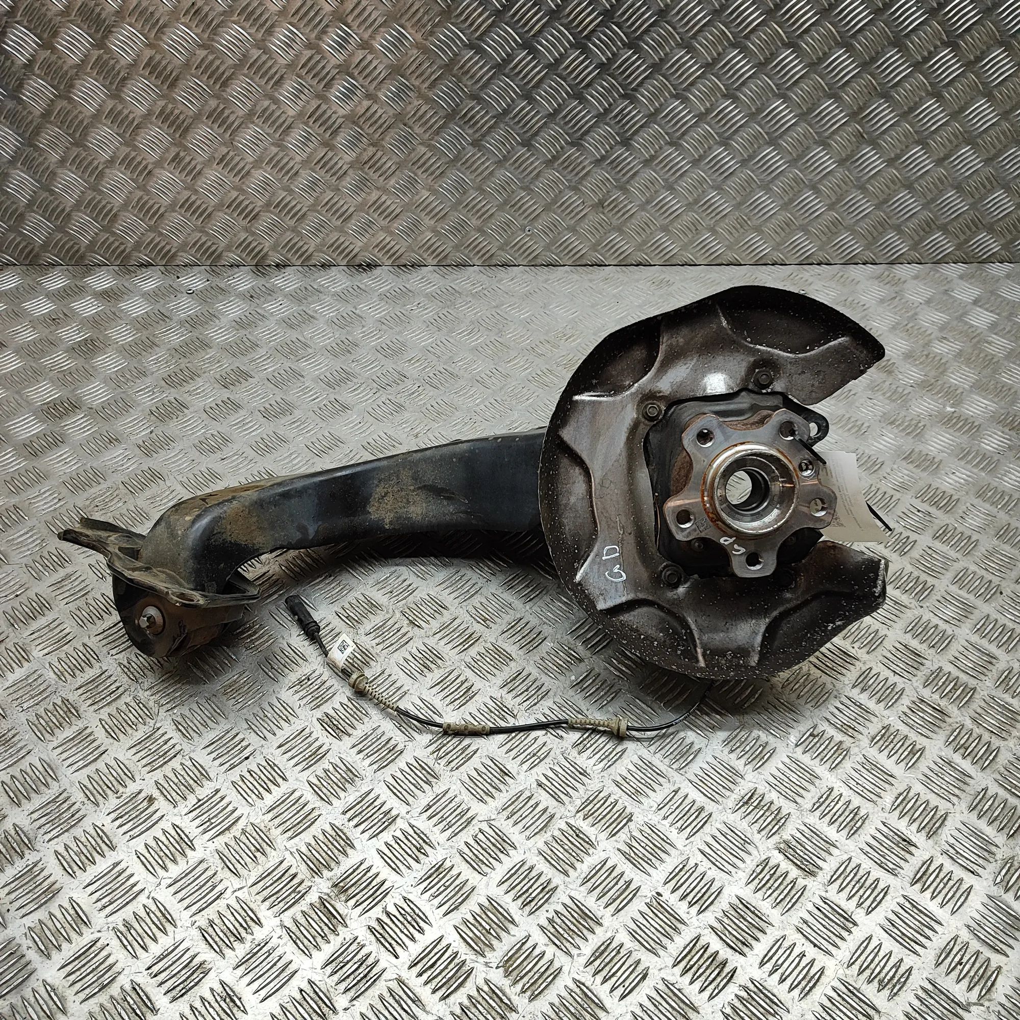 Mini Countryman (U25) Rear Right Wheel Hub Rear Right Wheel Hub — MINI COUNTRYMAN (U25) (2...