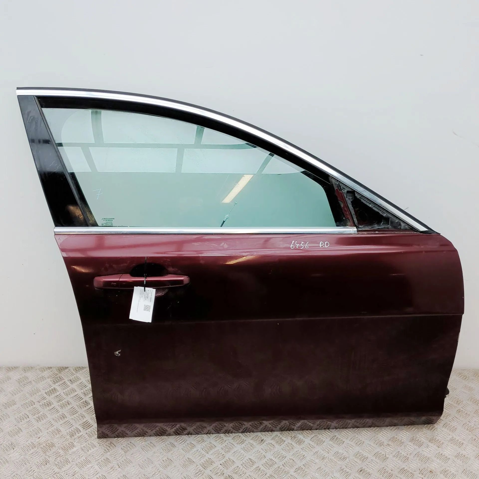 Jaguar XE Door — front right Door — front right — JAGUAR XE (X760) (2015-202...