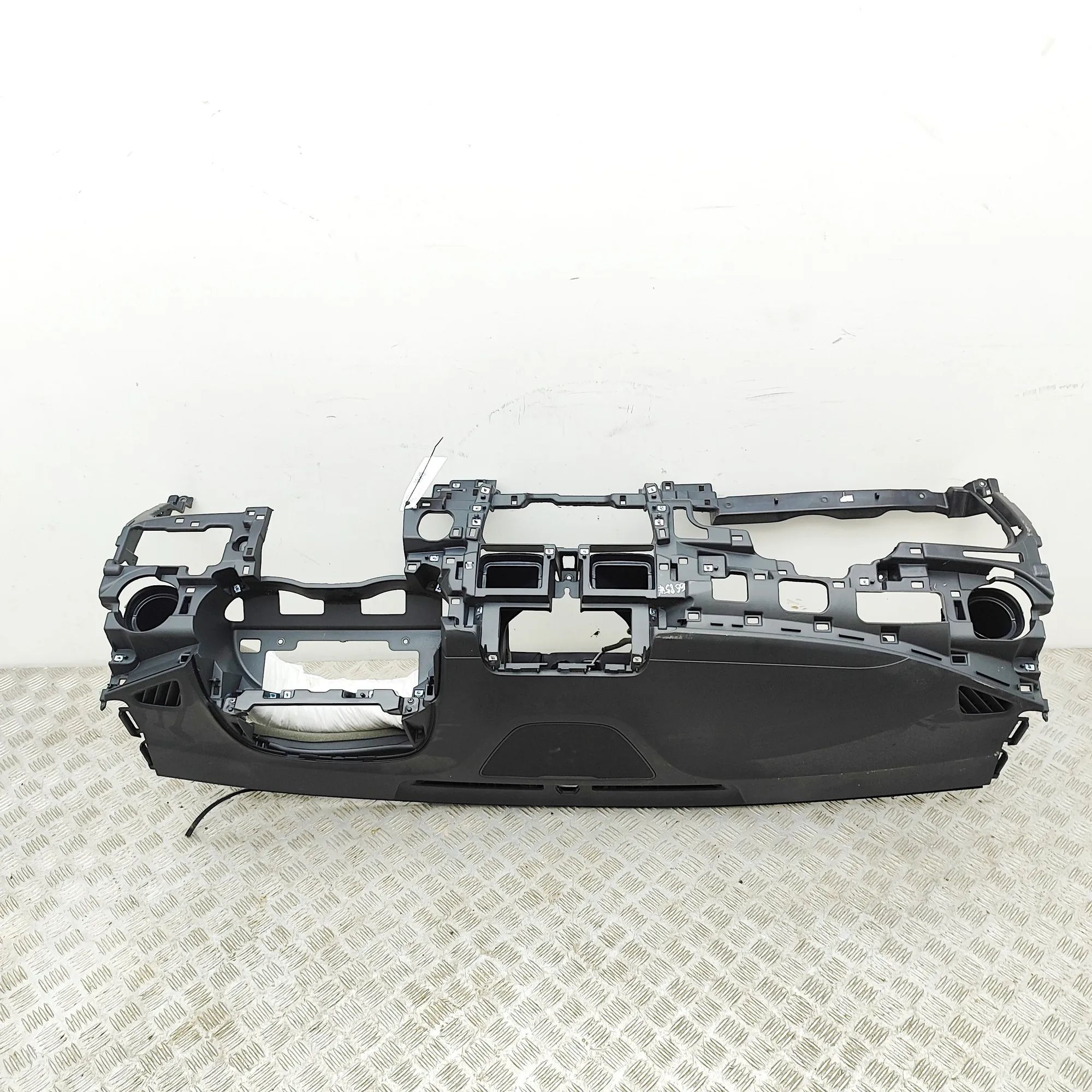 Hyundai Kona Dashboard Dashboard — HYUNDAI KONA (2017-PRESENT) — 84711...