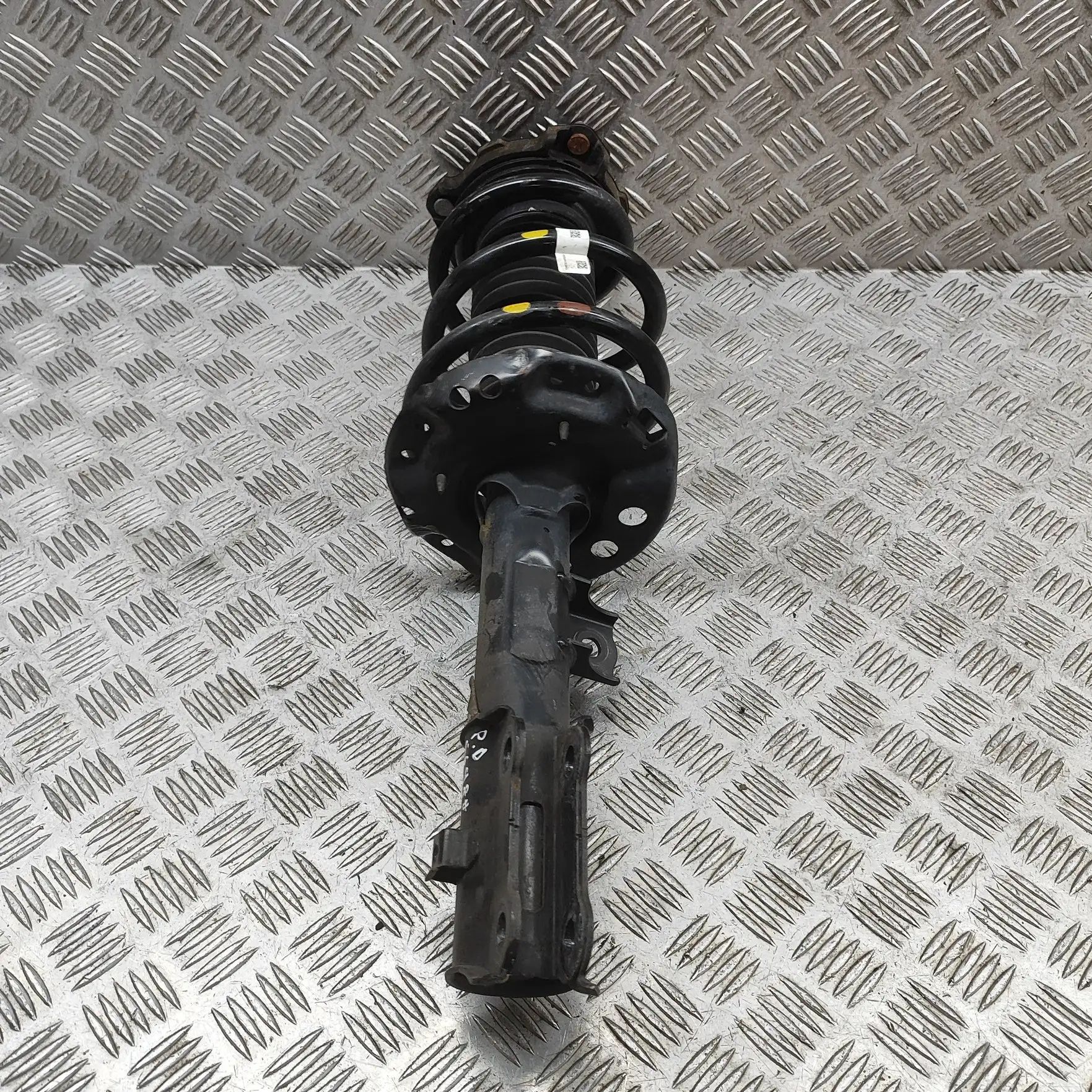 Hyundai Kona Shock absorber — front right Shock absorber — front right — HYUNDAI KONA (SX...
